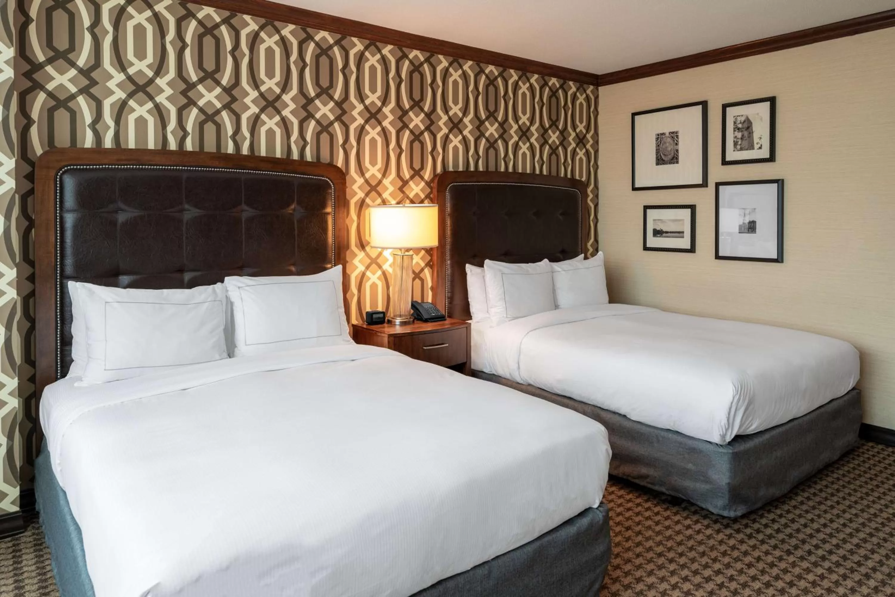 Bed in Hilton Alexandria Mark Center