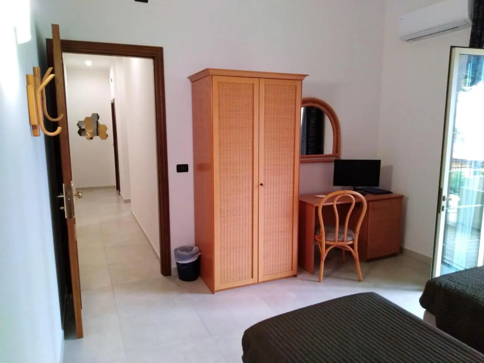 TV and multimedia in Hotel Corallo