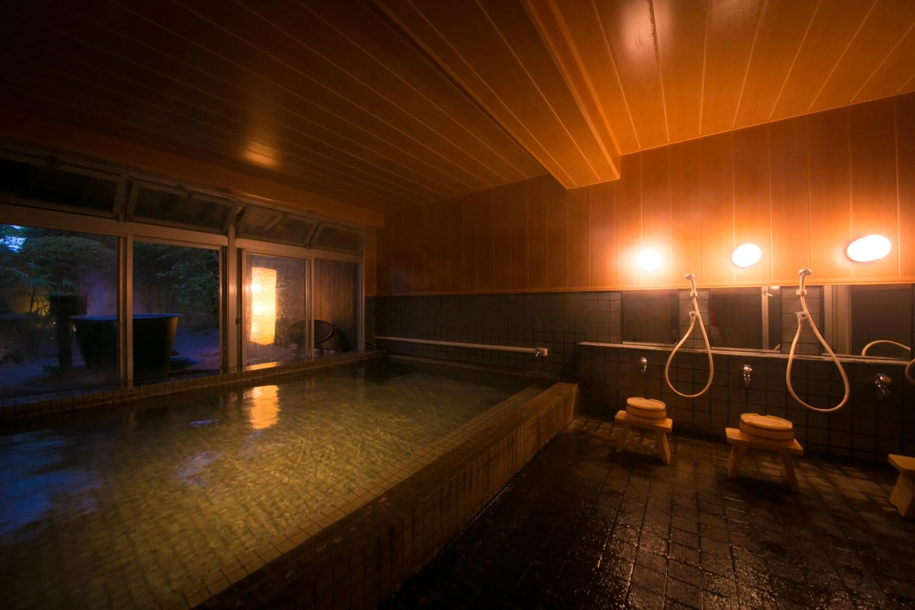 Hot Spring Bath in Kunisakisou