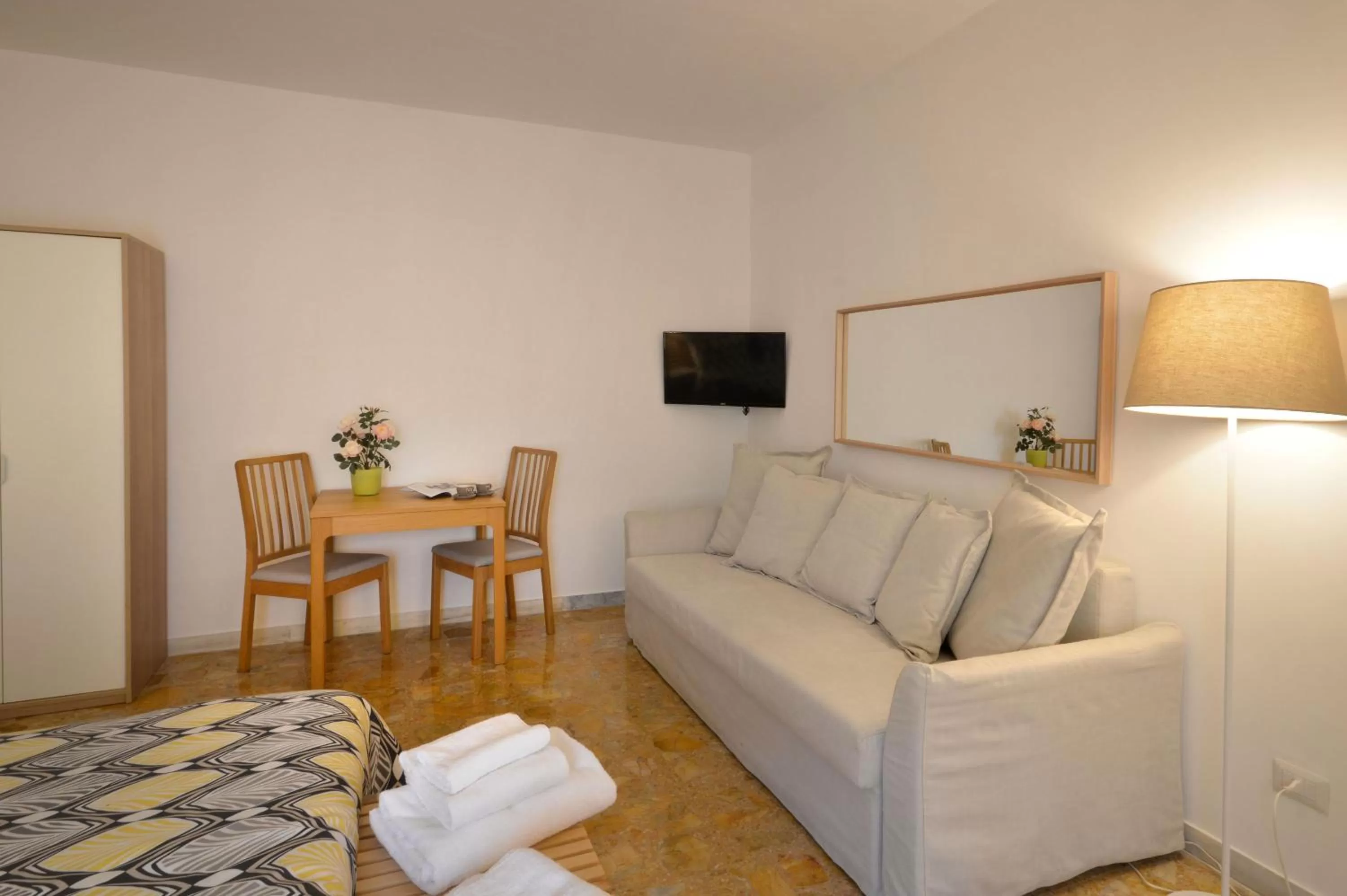 Photo of the whole room, Seating Area in La Locanda Dell'Arte-Museo