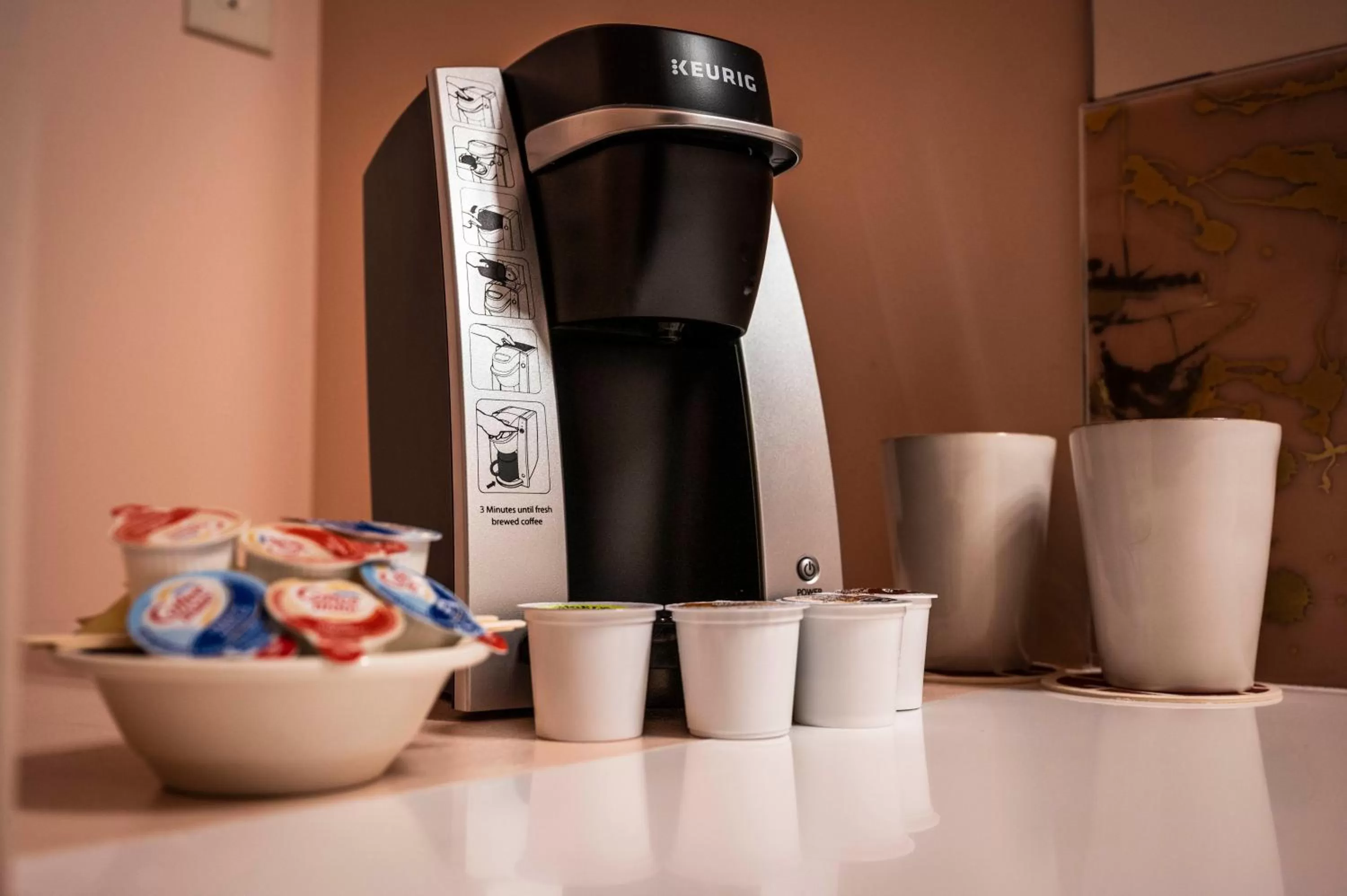 Coffee/tea facilities in Hotel Broad Ripple