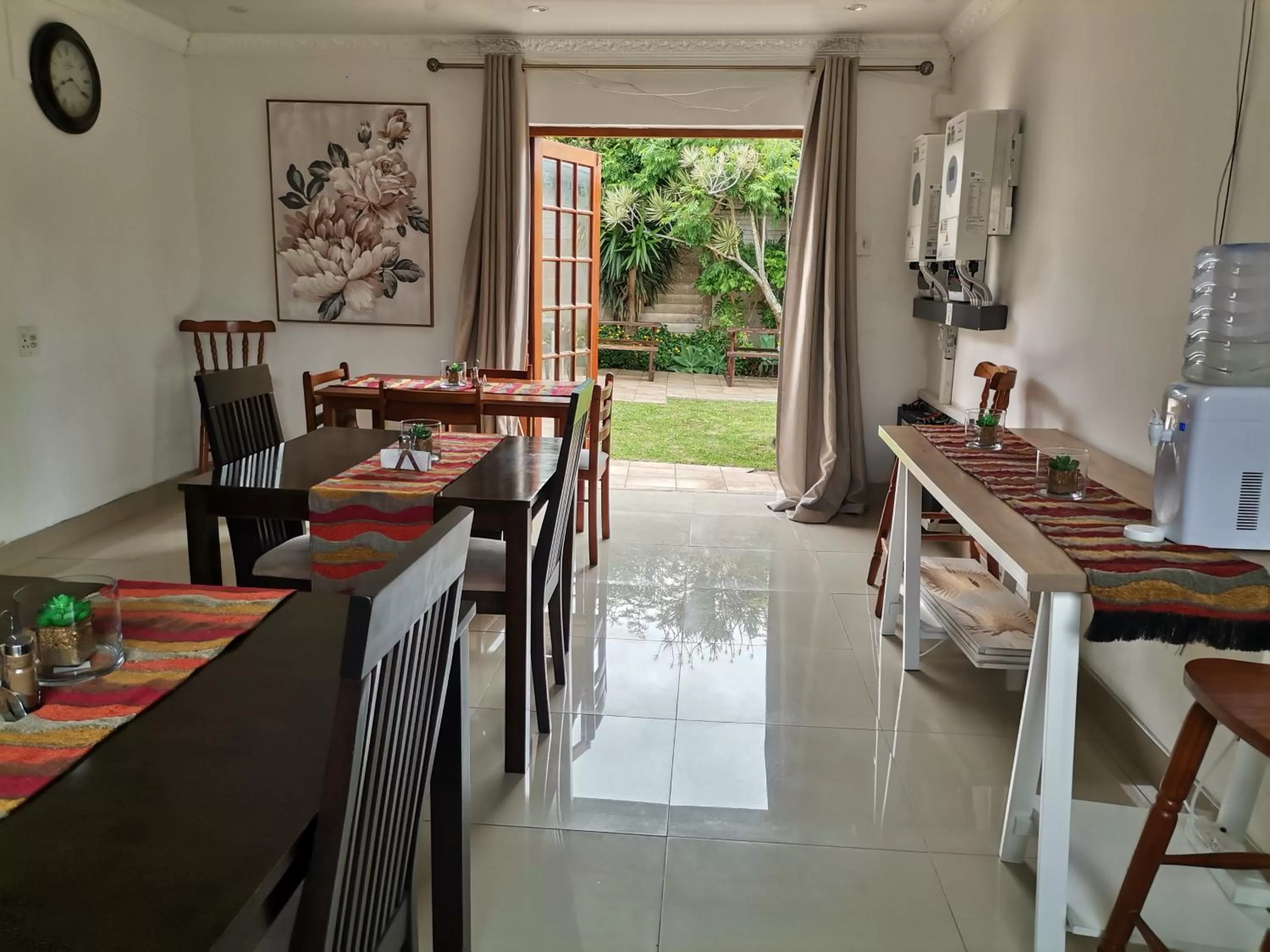 Breakfast in Palm Tree BnB