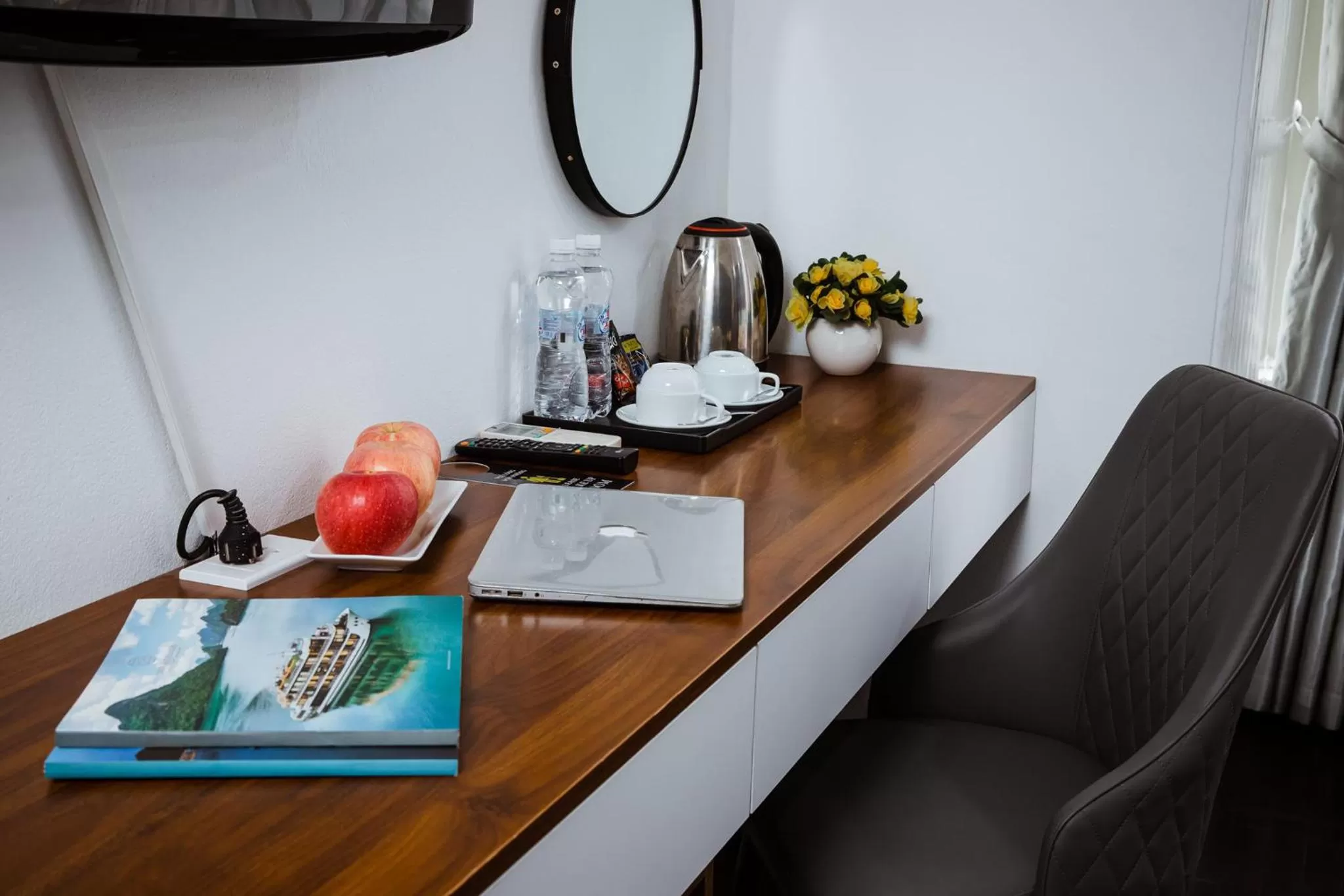 Coffee/tea facilities in Hanoi Sisters Boutique Hotel & Spa & Travel