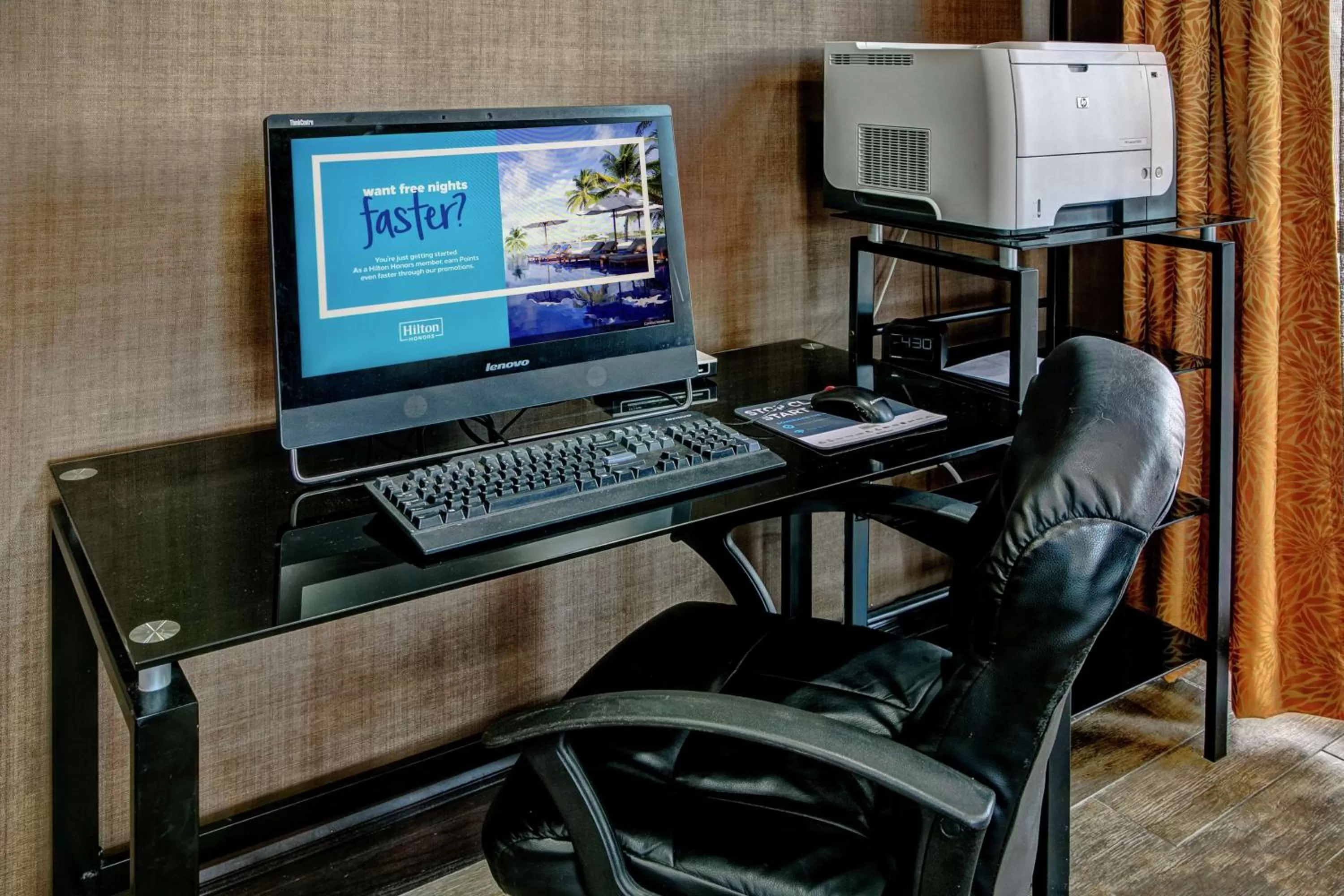 Business facilities in Hampton Inn Tullahoma