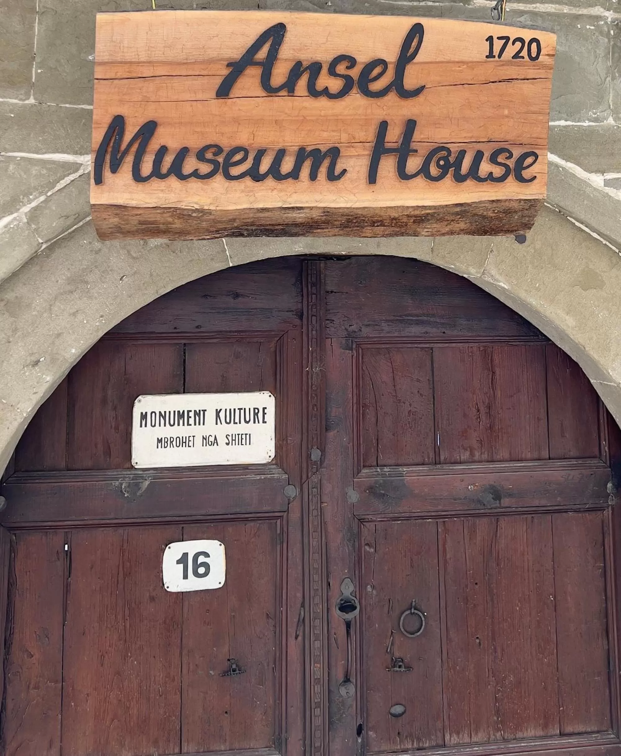 Three-Bedroom House in HOTEL ANSEL