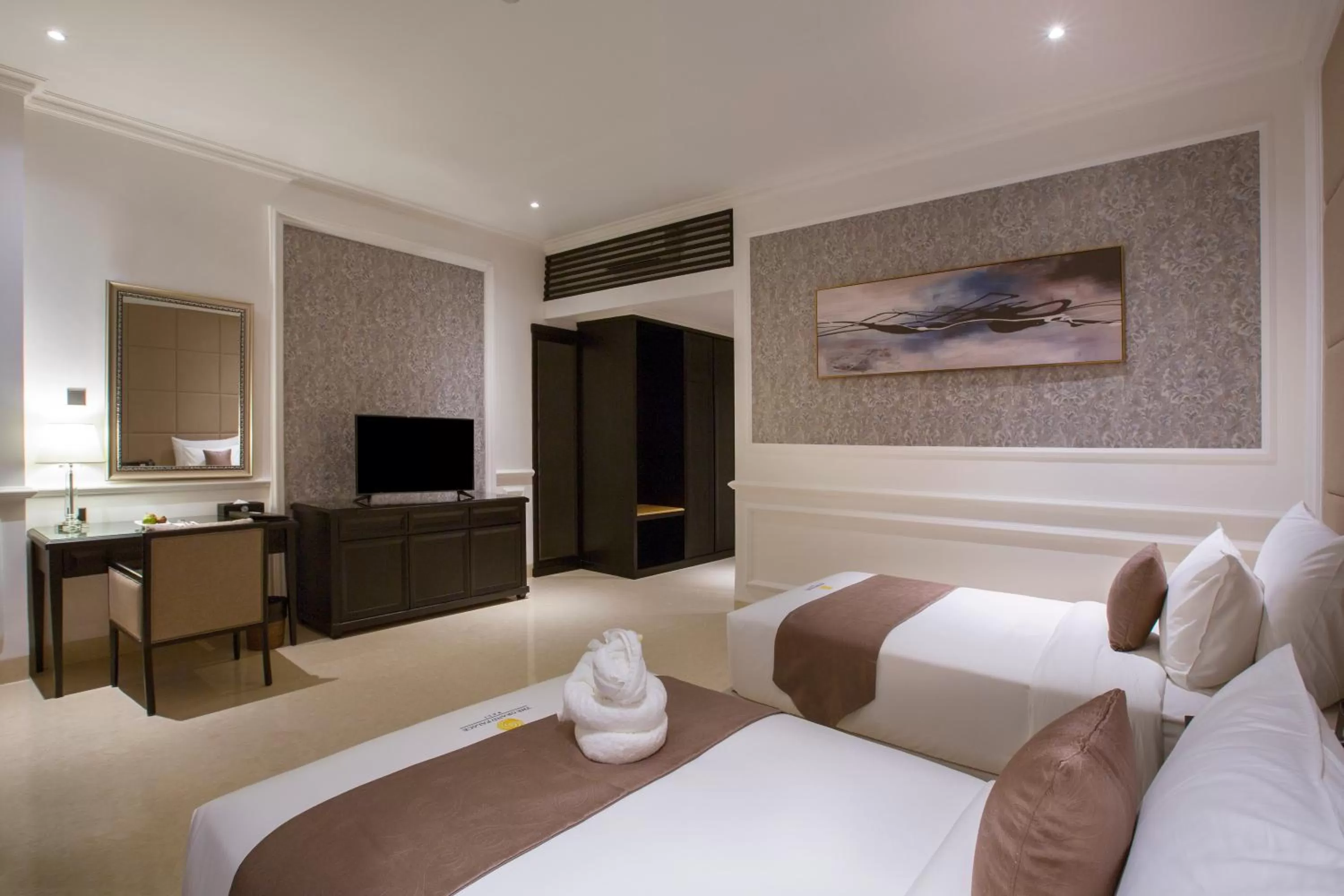 Bedroom, Bed in Grand Palace Hotel Sanur - Bali