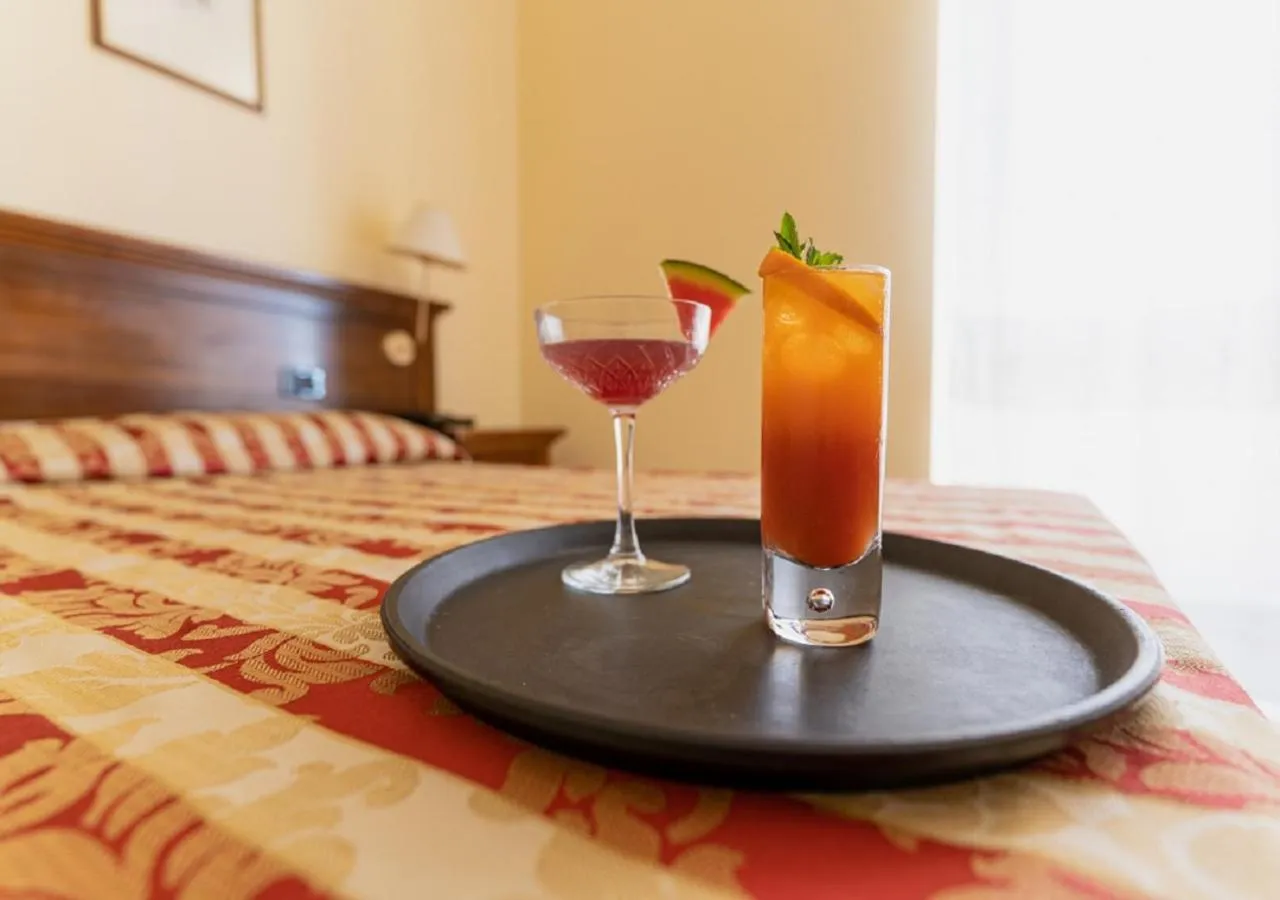 Bedroom, Bed in Hotel Villa Delle Rose