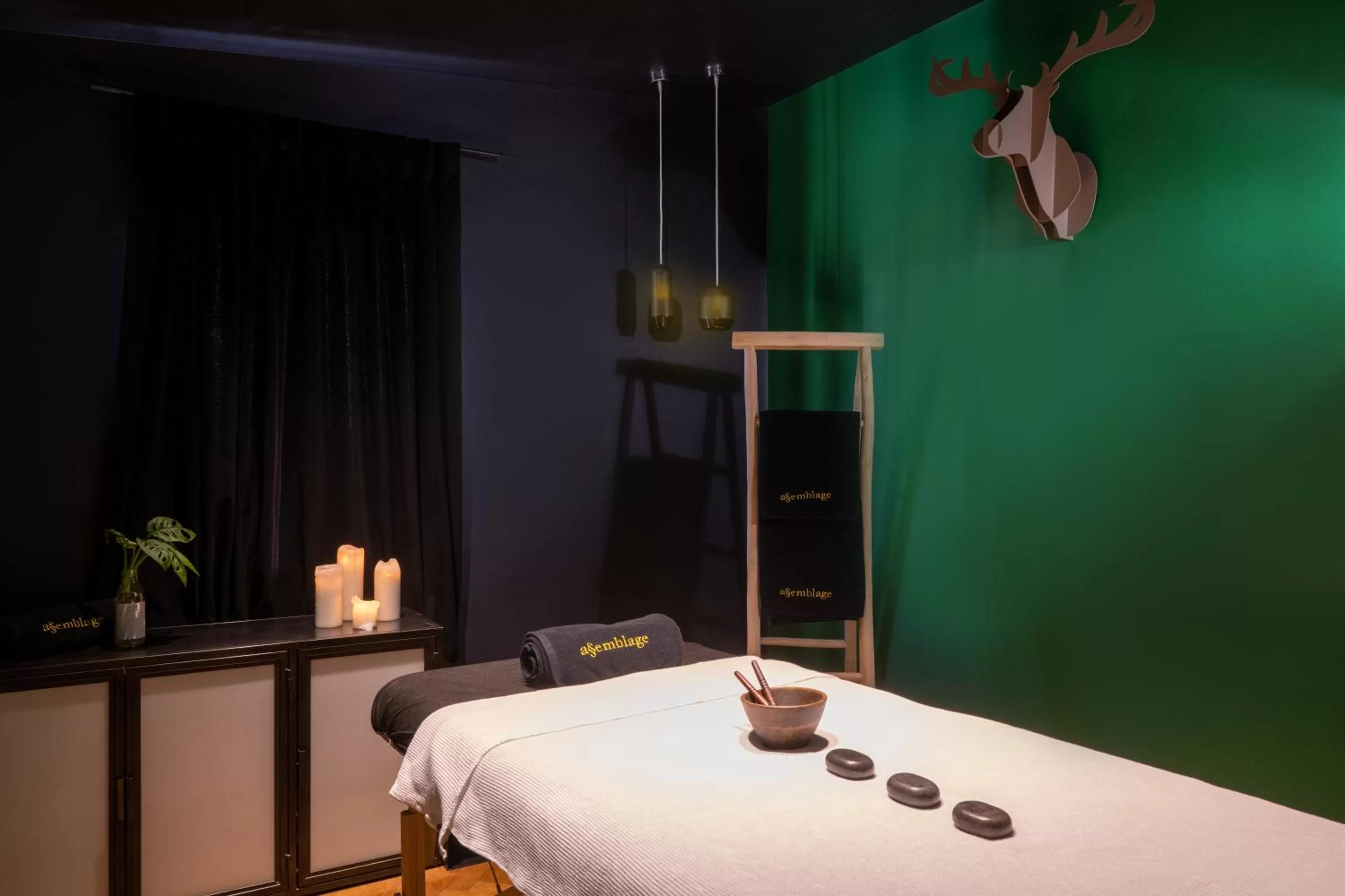 Massage in Assemblage Boutique