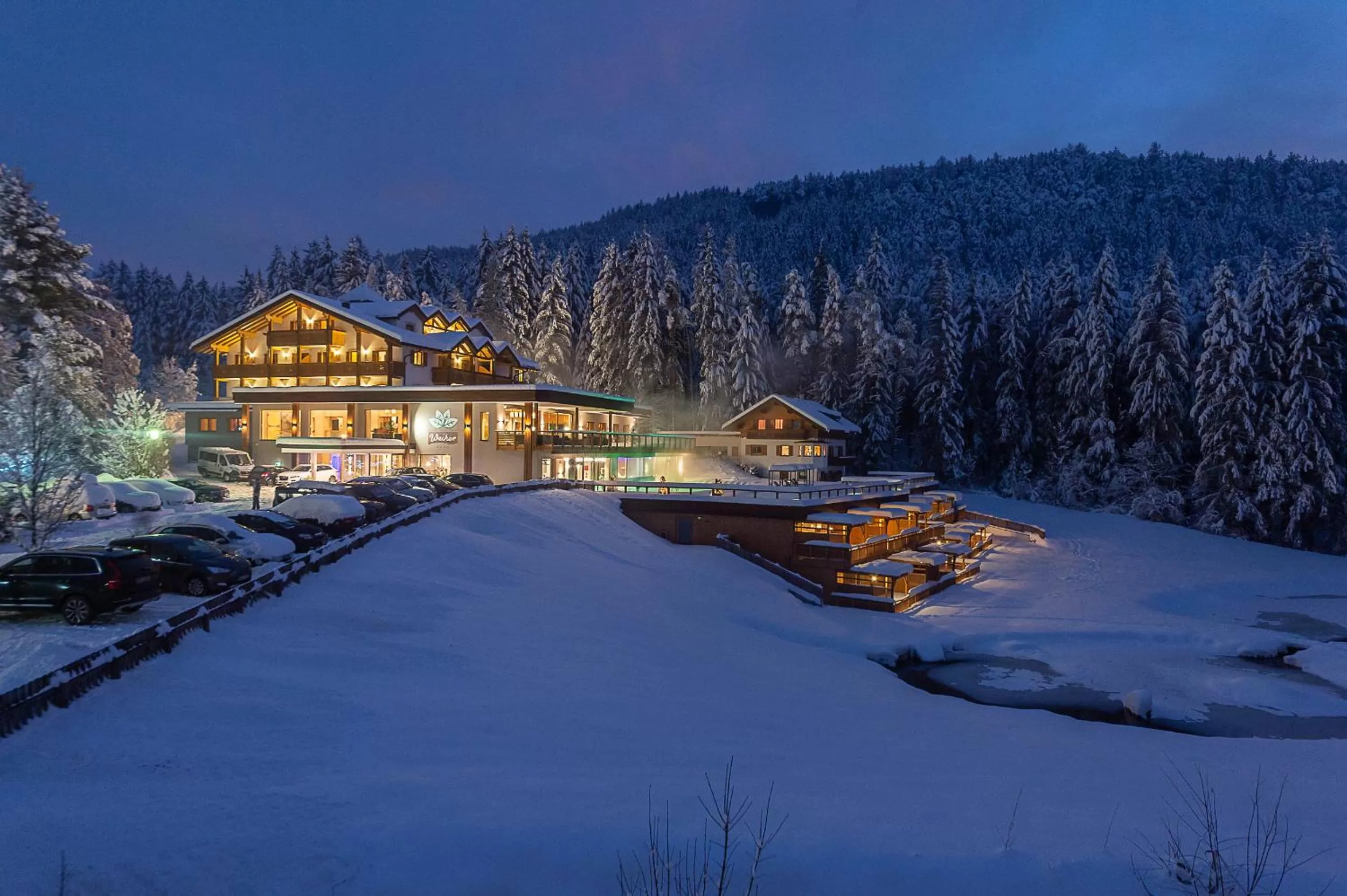 Property building in Hotel Weiher Green Lake