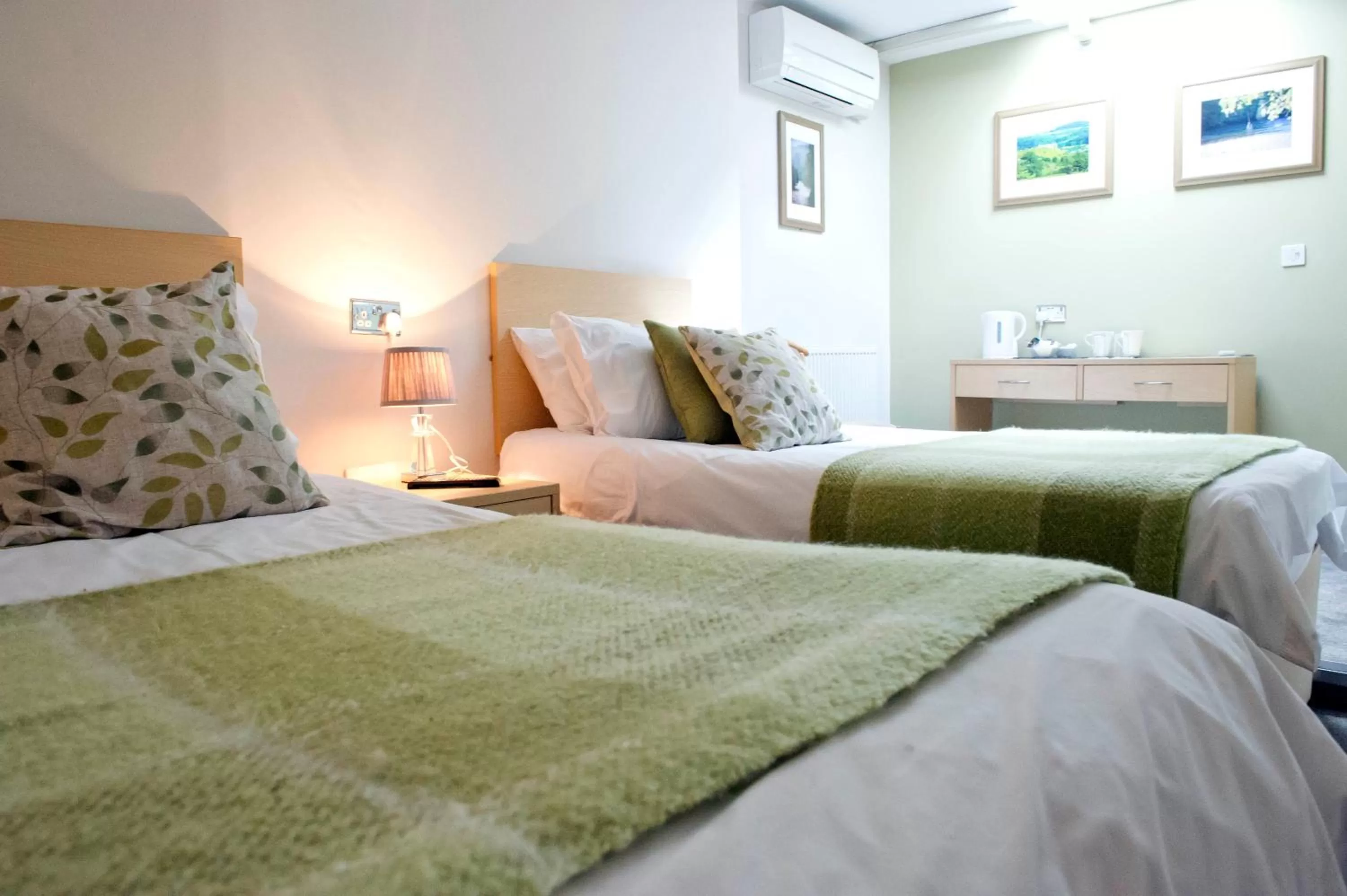 Rose and Crown Hotel