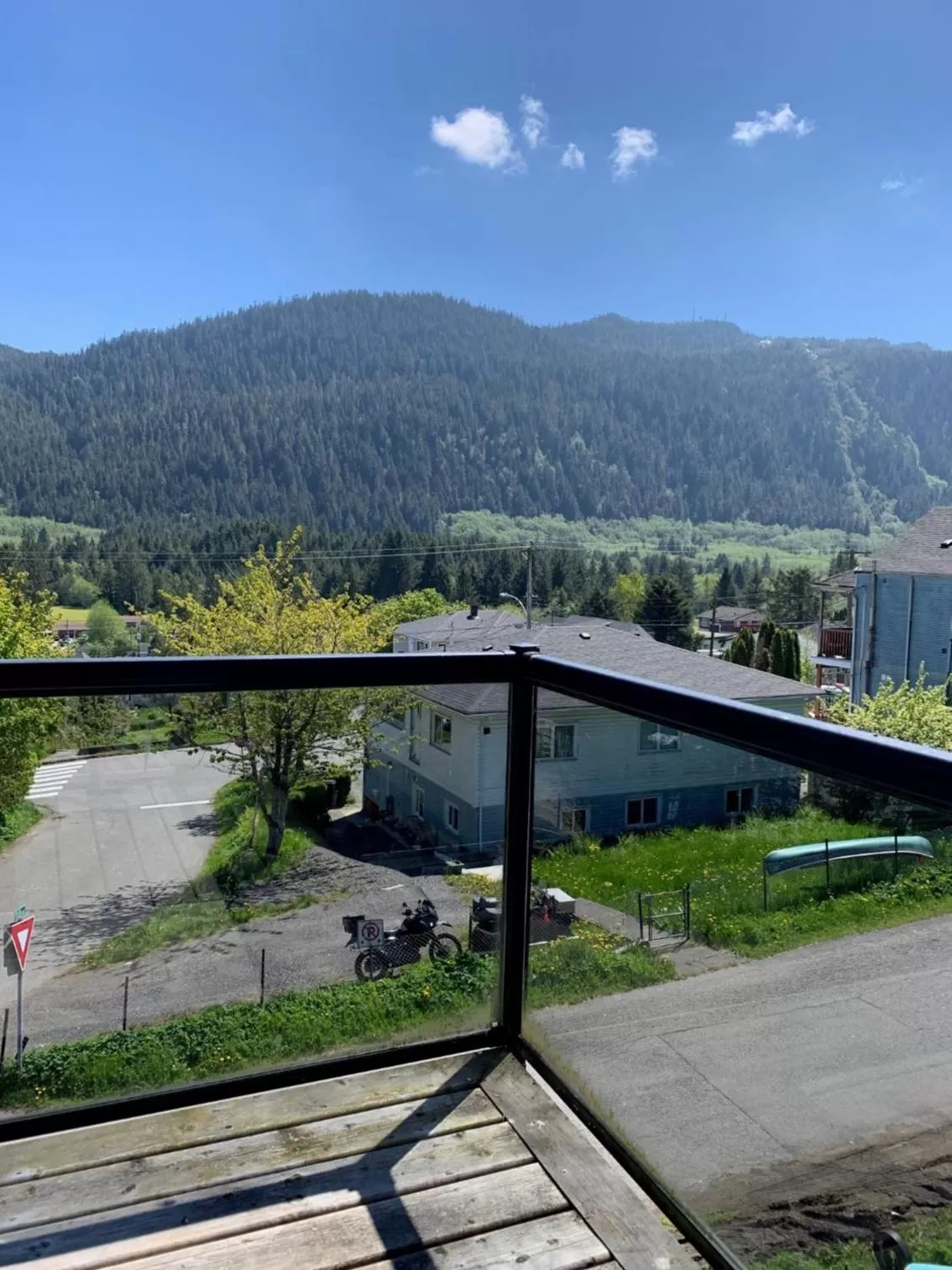 Black Rooster Guesthouse