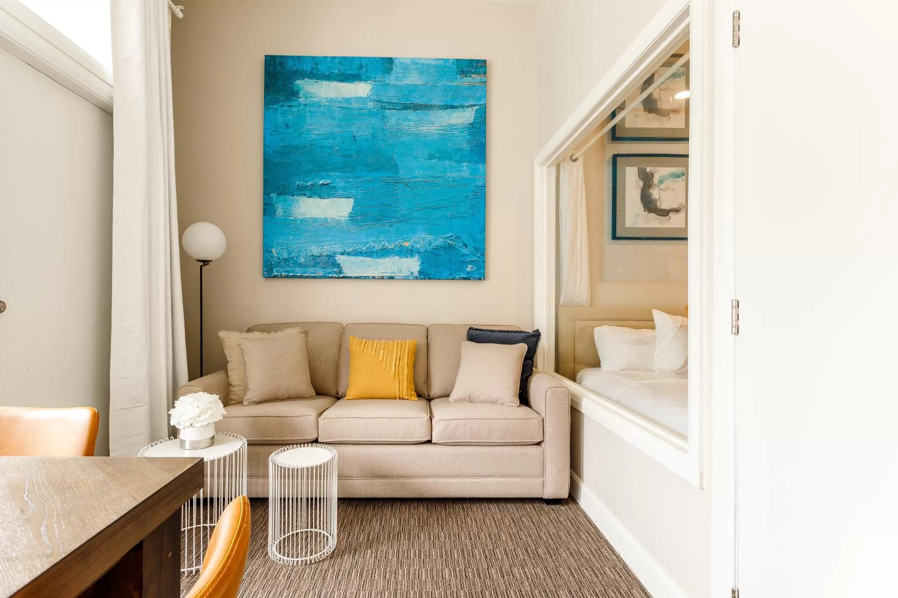 Living room in Parc Avenue Lofts