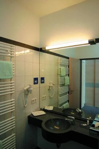 Bathroom in Garten-Hotel Ponick