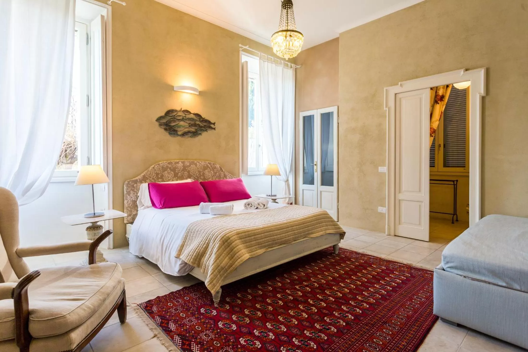 Bed in White Lilac Romantic B&B - Adults only