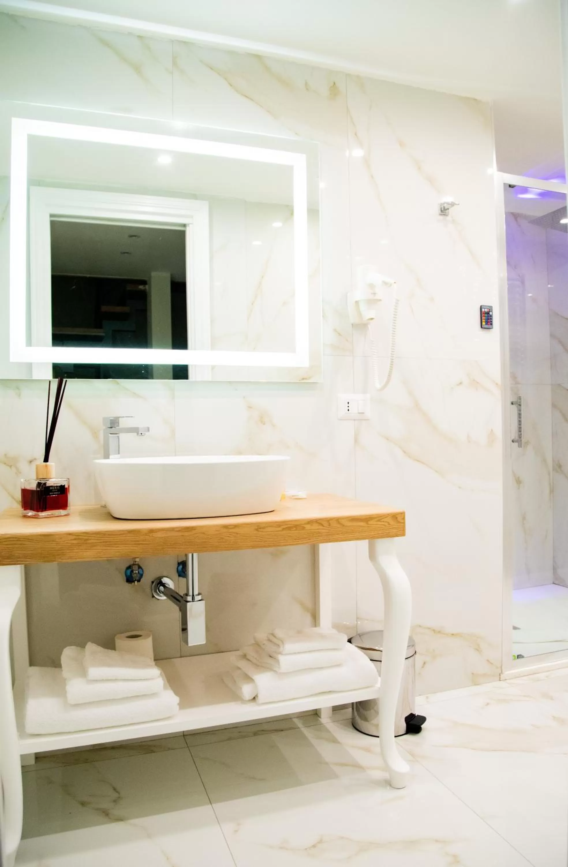 Bathroom in Gentile Suite