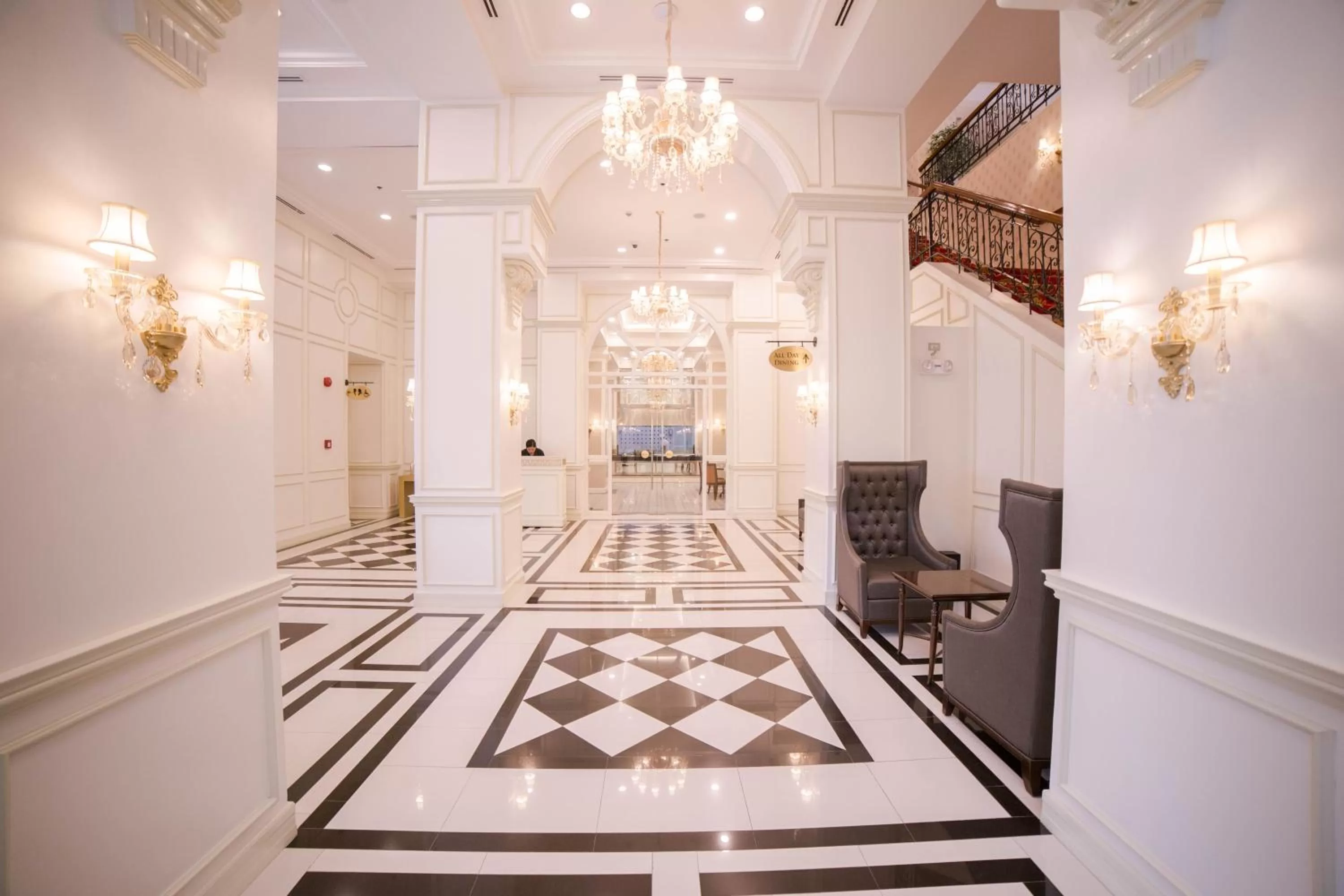 Property building in Rizal Park Hotel