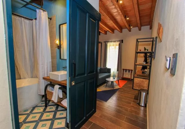 Antigua Trece Hotel Fusión & SPA