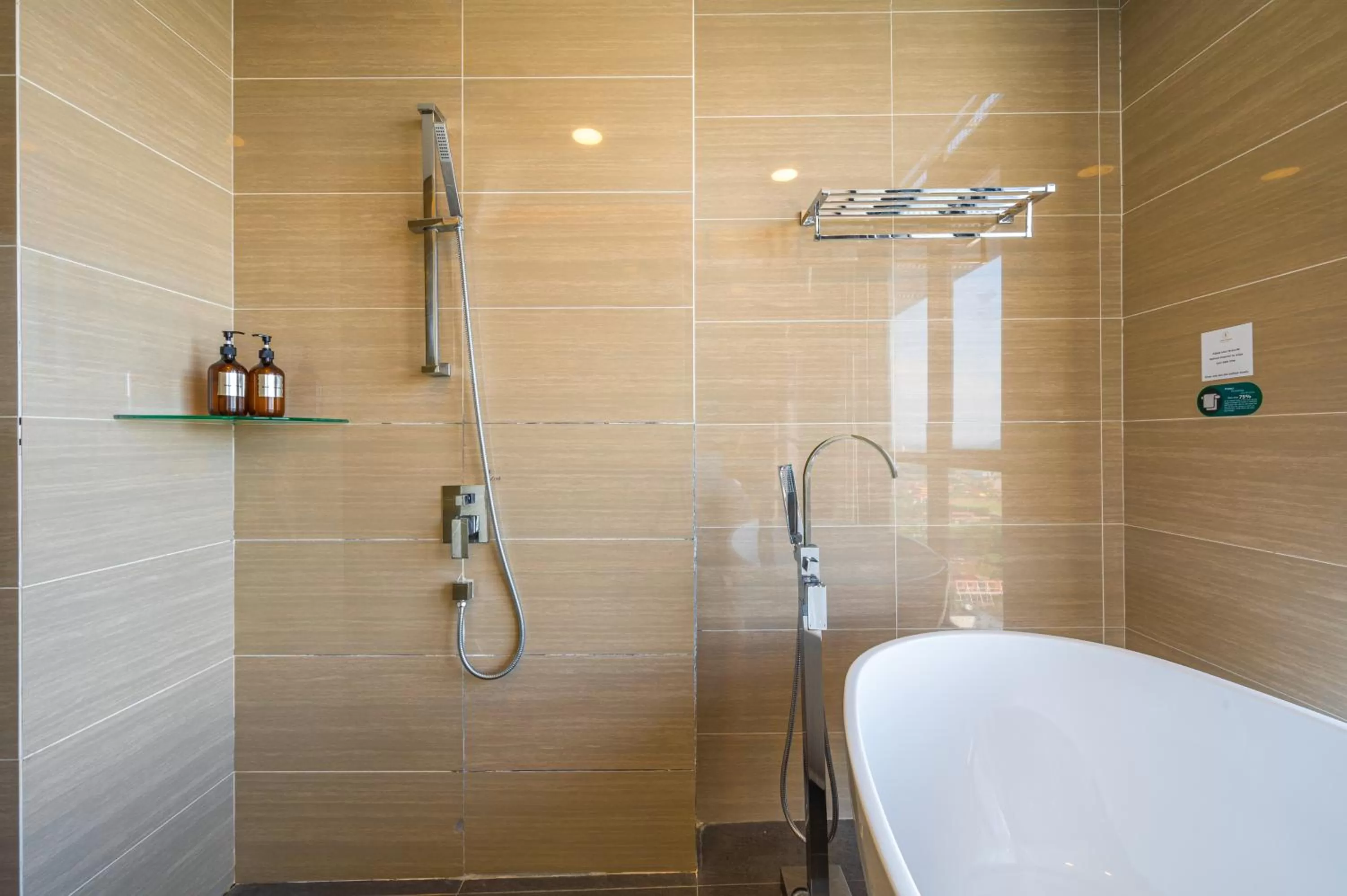 Shower in Greystone 99 Suites