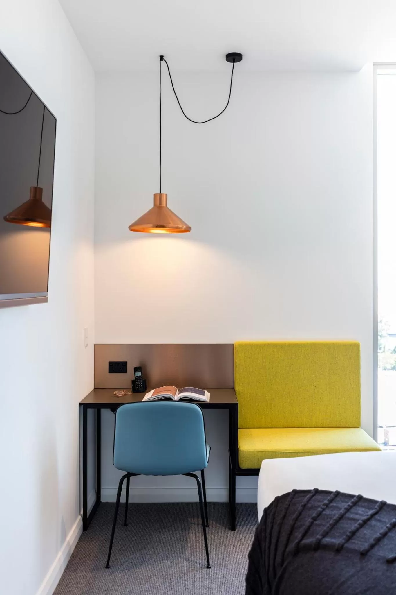 Seating area, Bed in Citadines Connect Sydney Airport