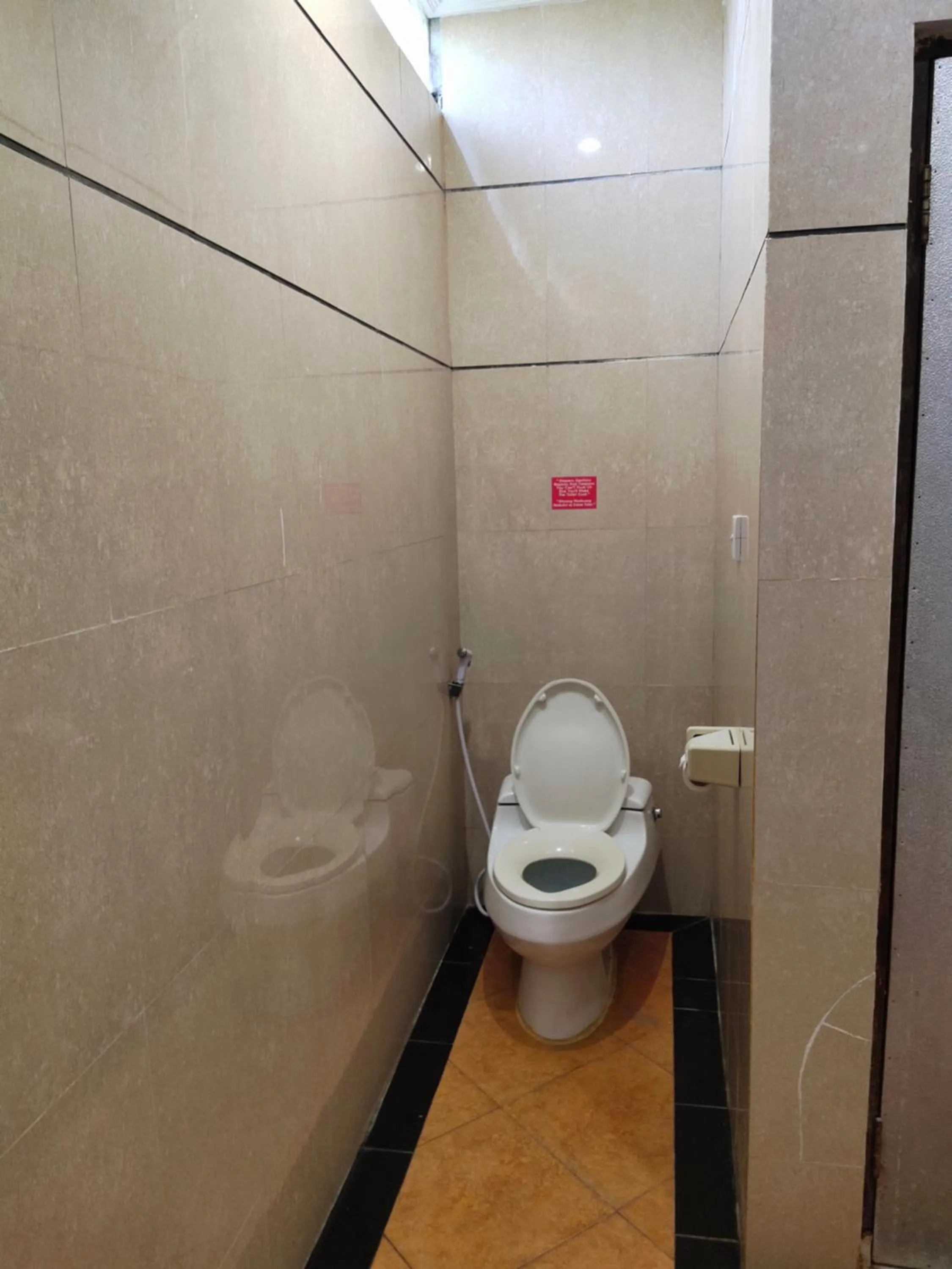 Bathroom in La Walon Hotel