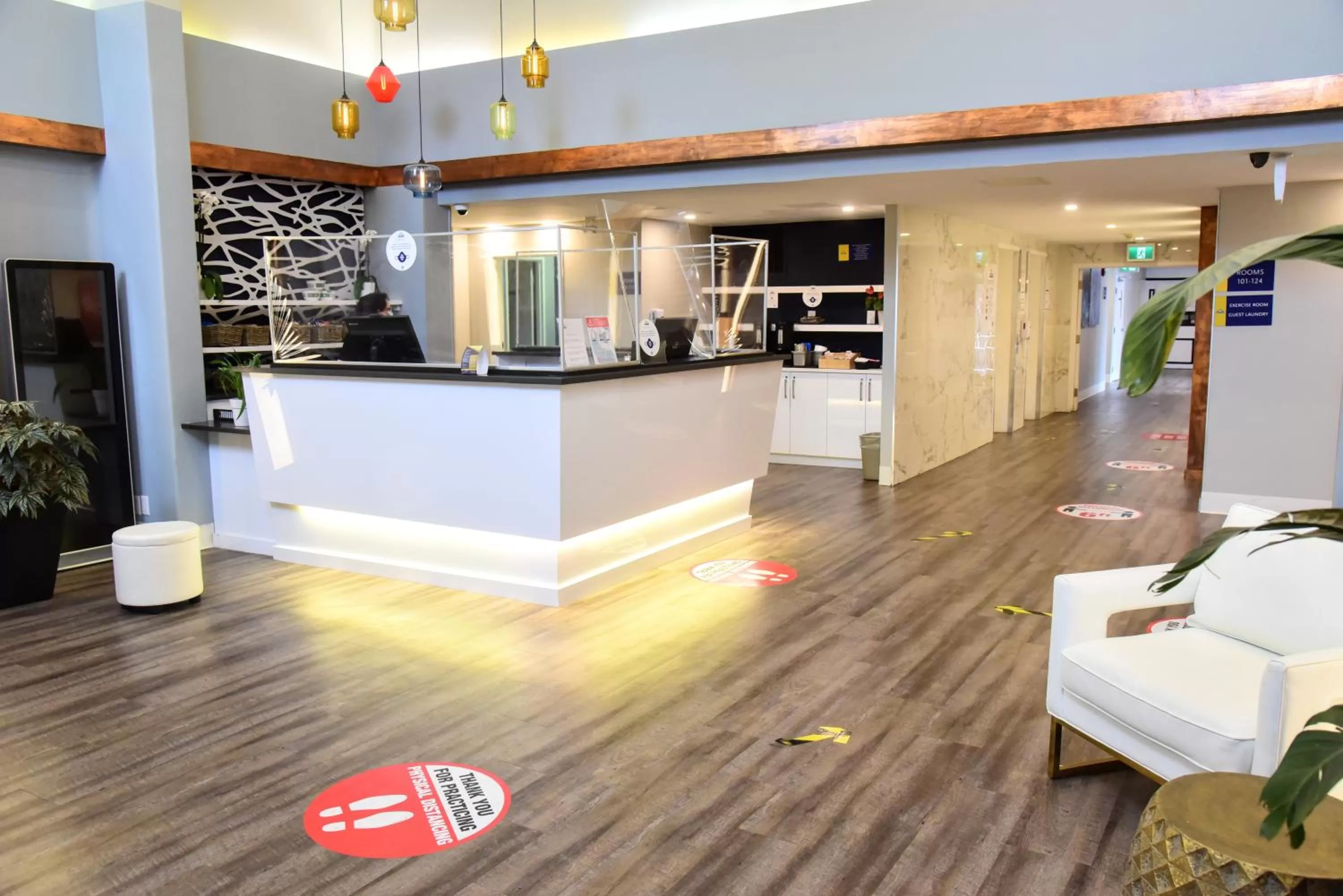 Lobby or reception in Days Inn by Wyndham Ottawa West