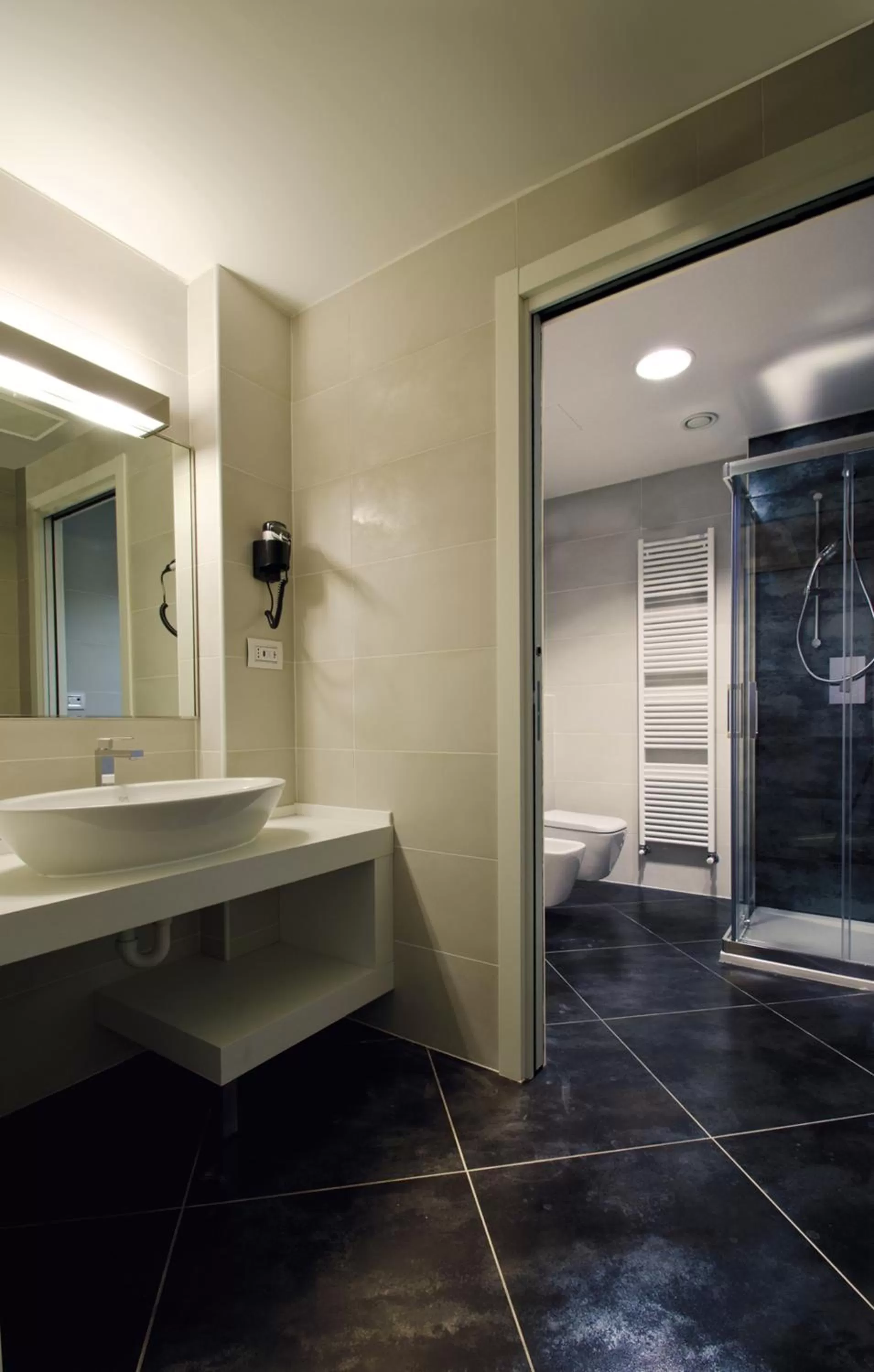 Shower in 57 Reshotel Orio