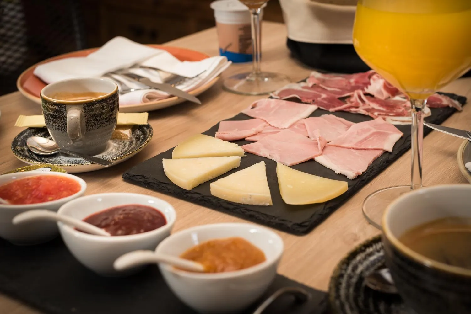 Breakfast in Hotel Rural Sagarlore