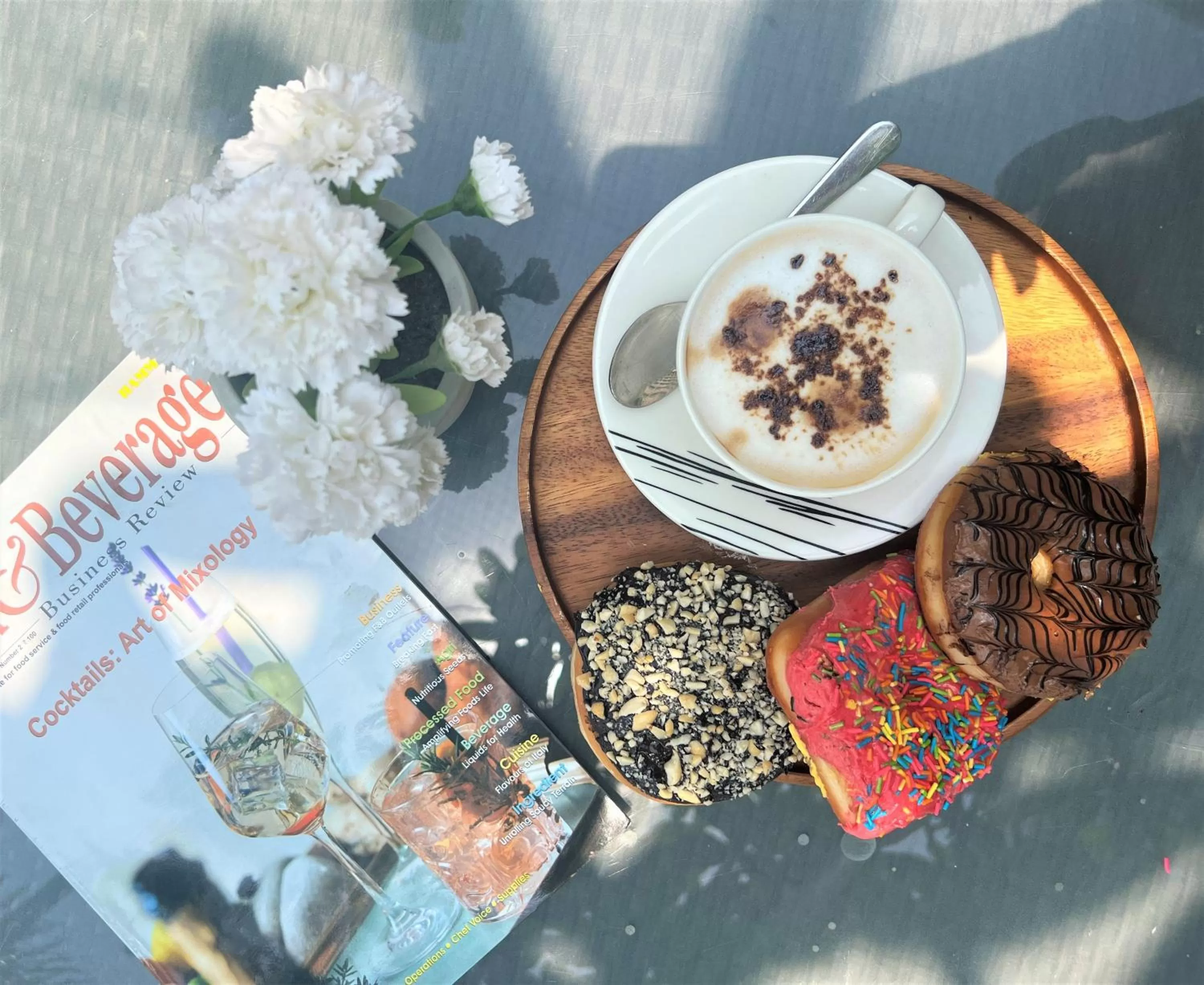 Restaurant/places to eat in Crowne Plaza Ahmedabad City Centre by IHG