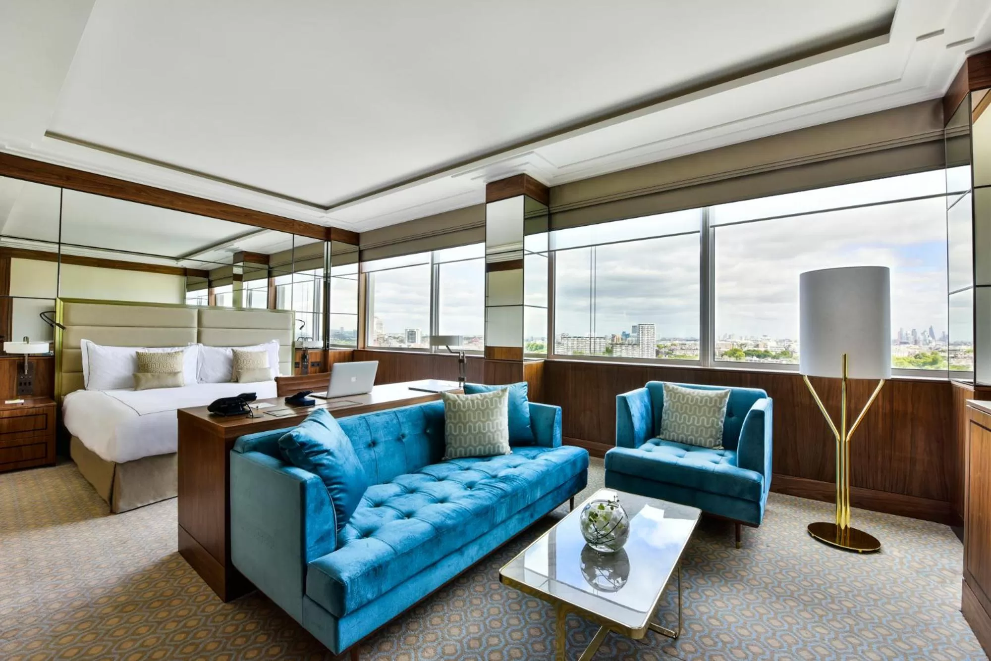 Photo of the whole room in Royal Lancaster London