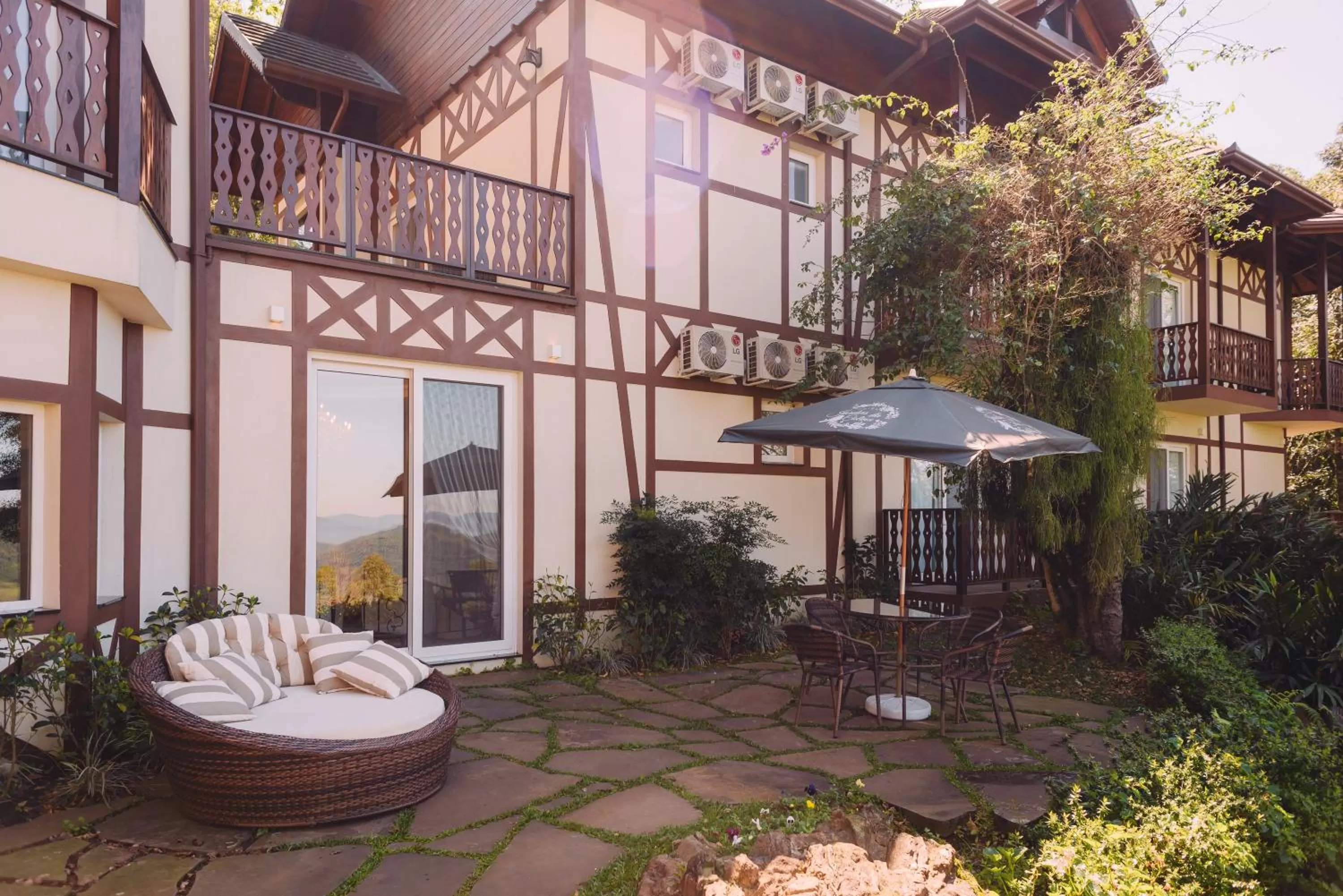 Property building in Hotel Jardins da Colina