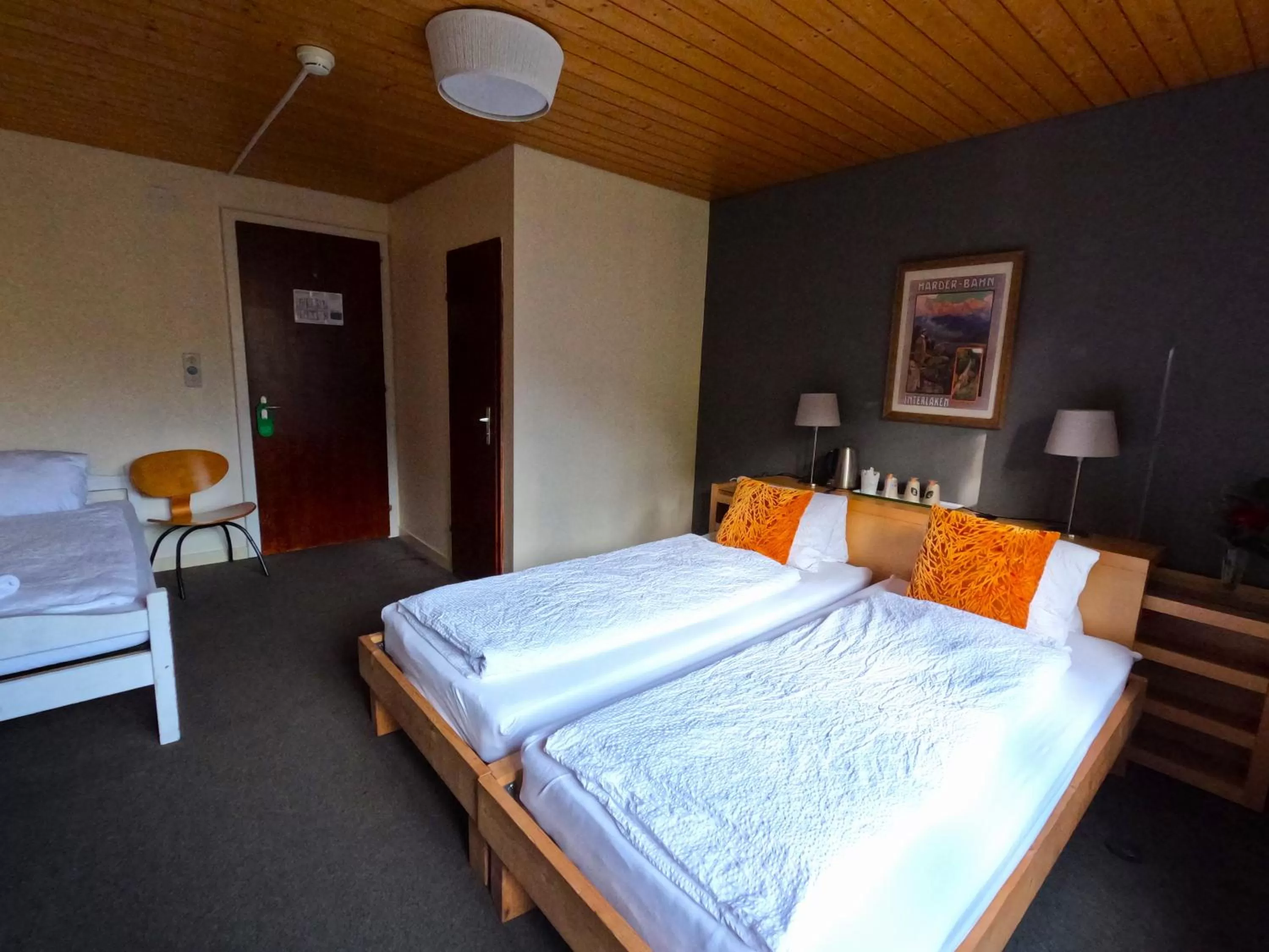 Bed in Alpenrose Hotel and Gardens