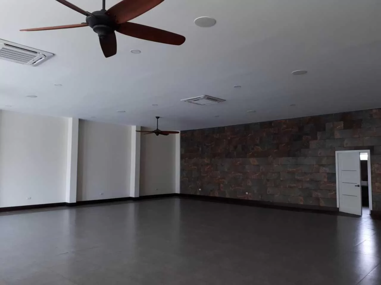 Living room in Hotel PZ Country Club & Conference Center