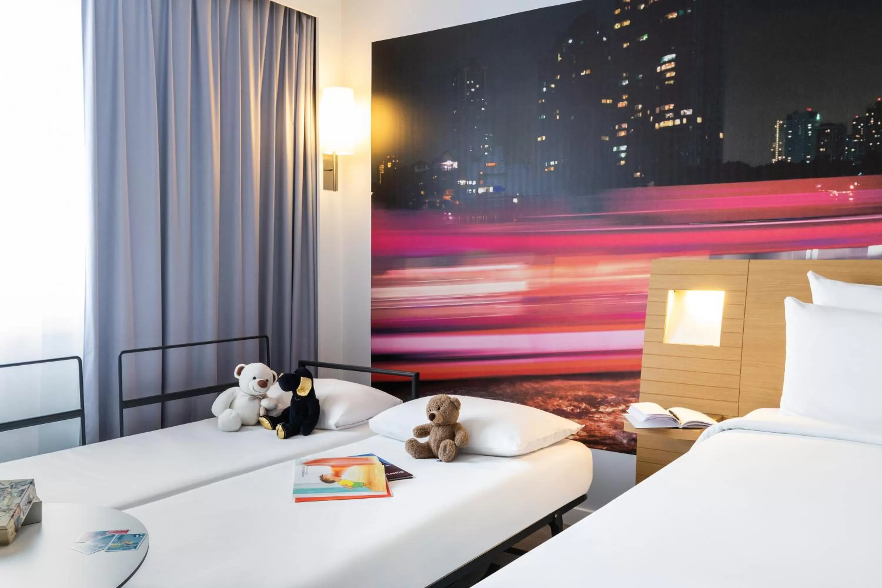 Family, Bed in Novotel Bordeaux Centre Ville