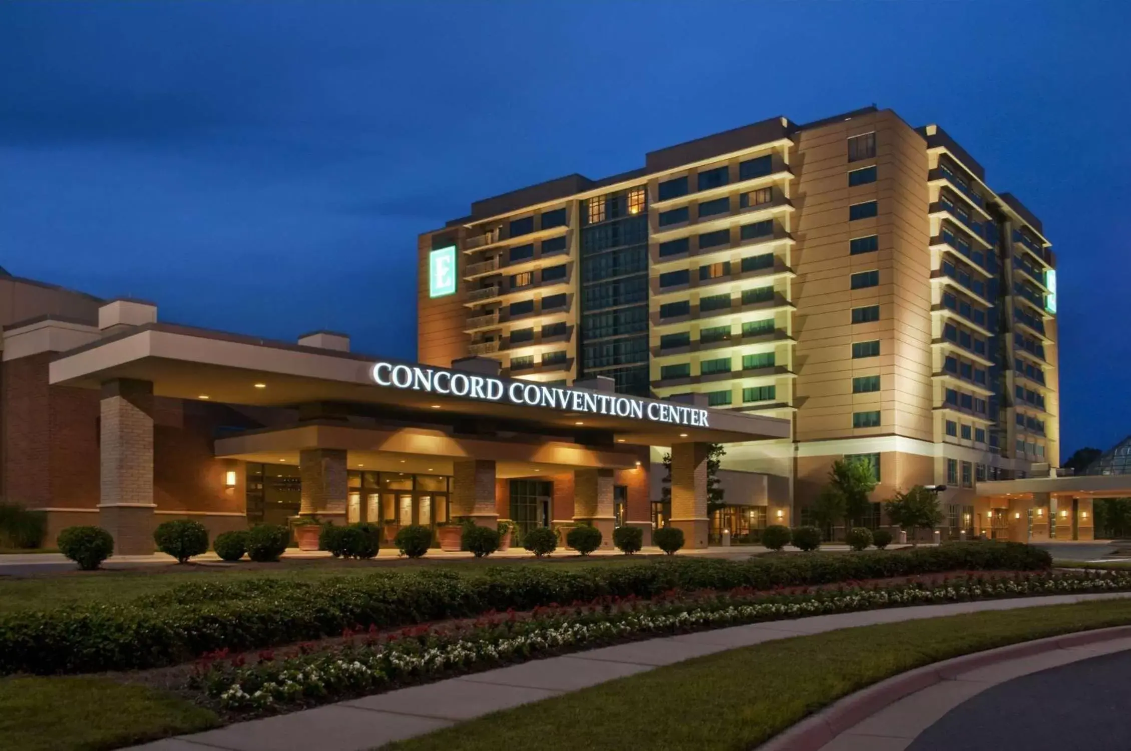 Embassy Suites by Hilton Charlotte Concord Golf Resort & Spa Embassy Suites by Hilton Charlotte Concord Golf Resort & Spa