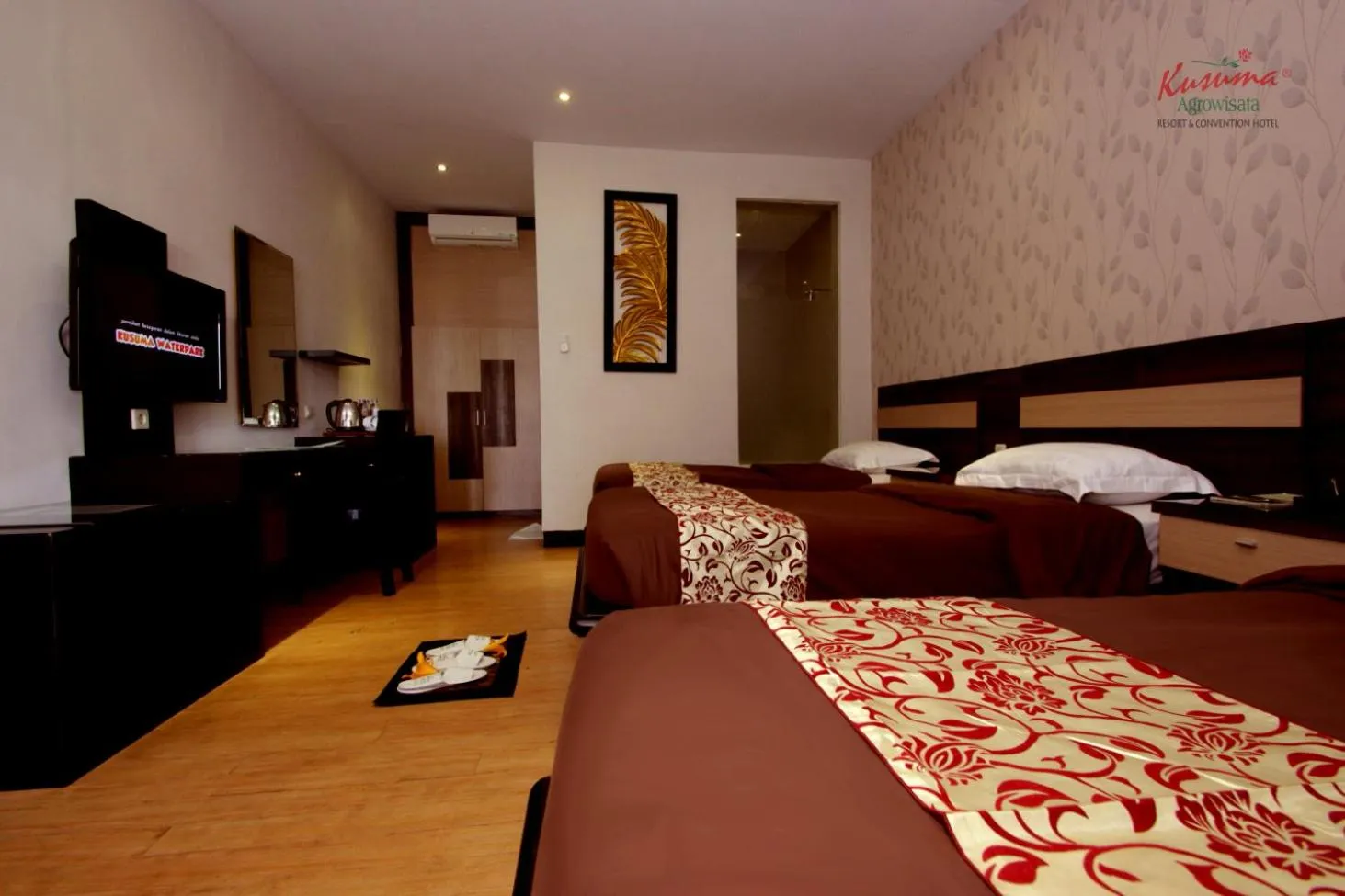 Bed in Kusuma Agrowisata Resort & Convention