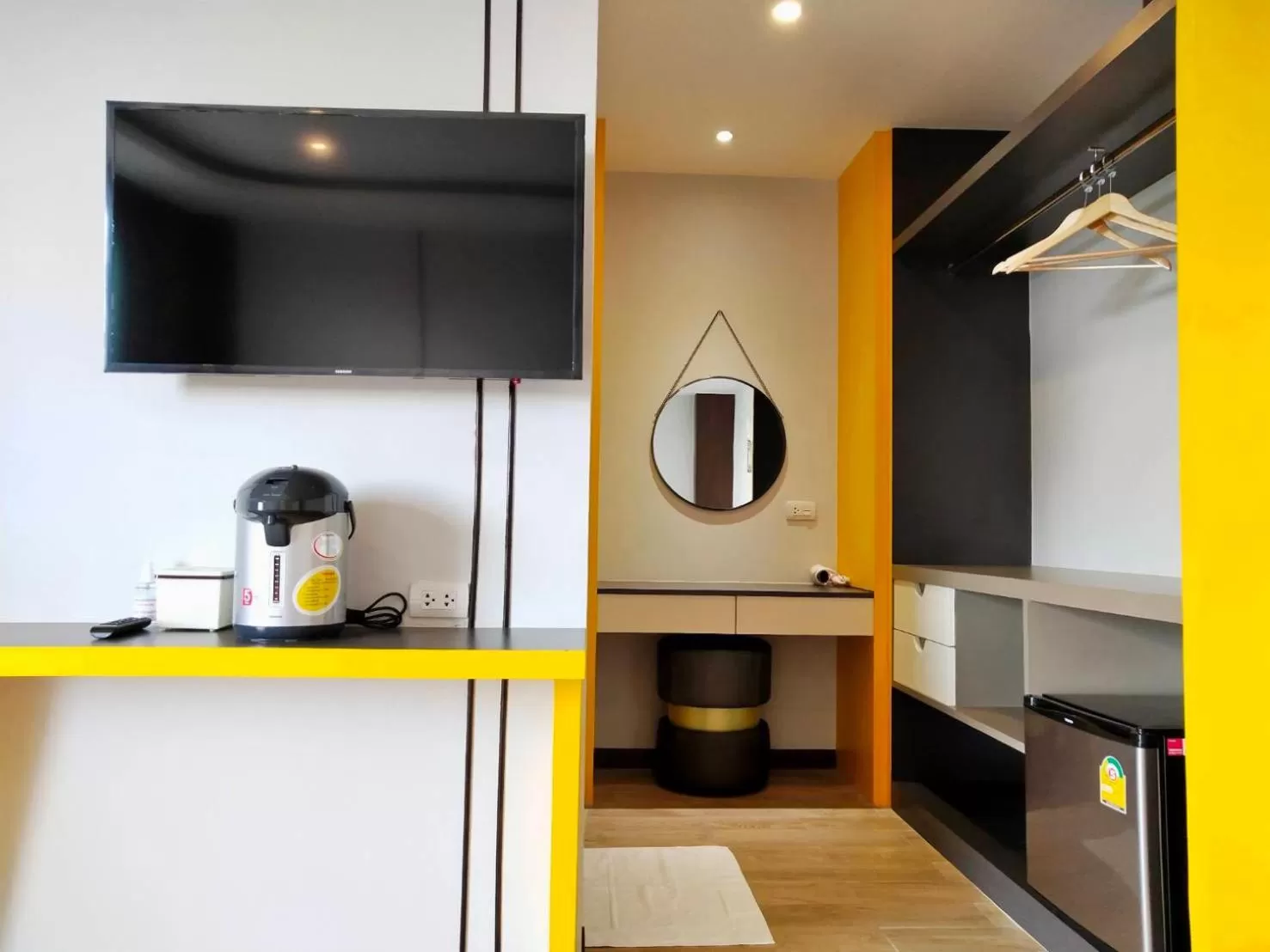 TV and multimedia in โคโค่ โฮเทล KOCO Hotel