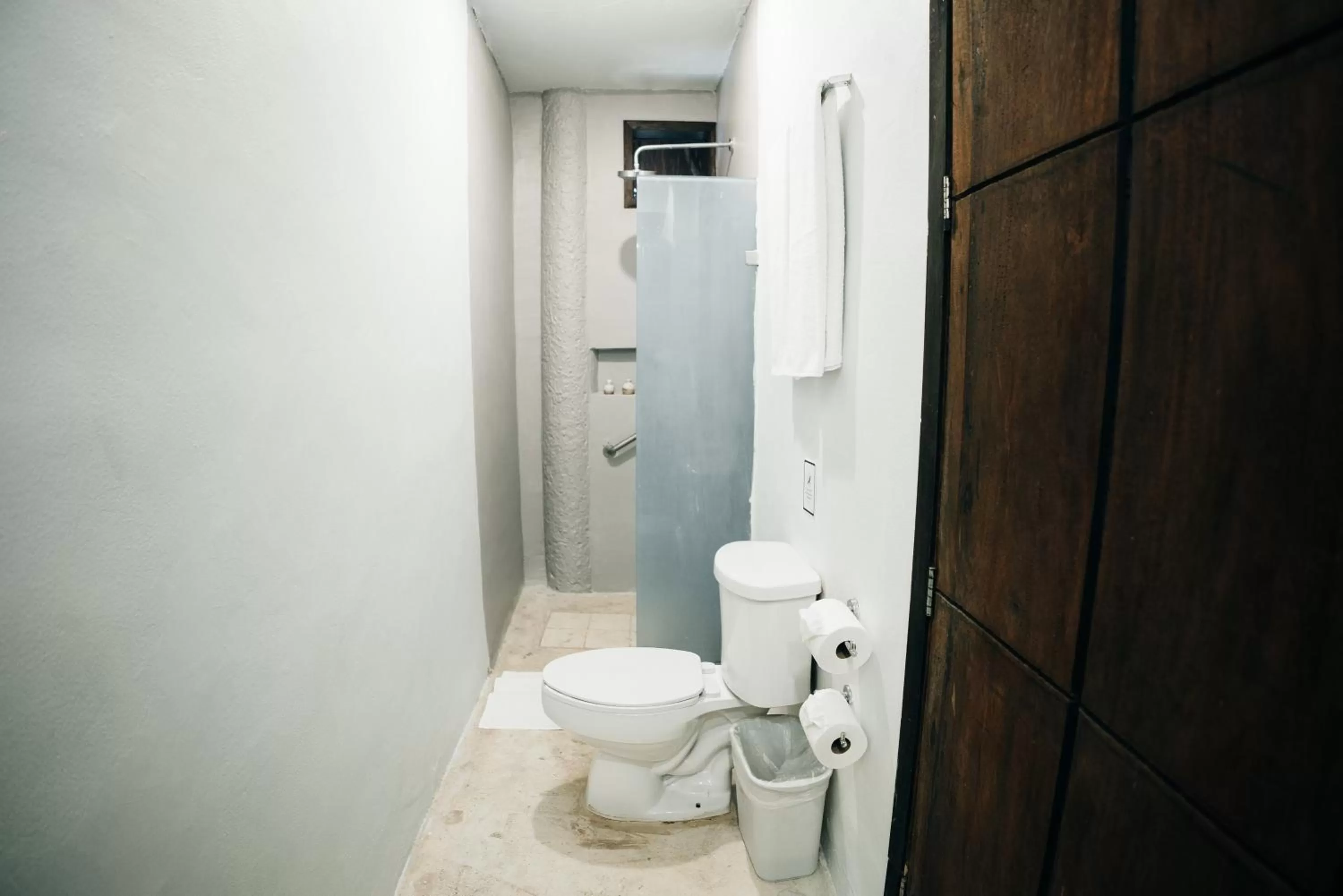 Toilet in Piedra de Agua Palenque