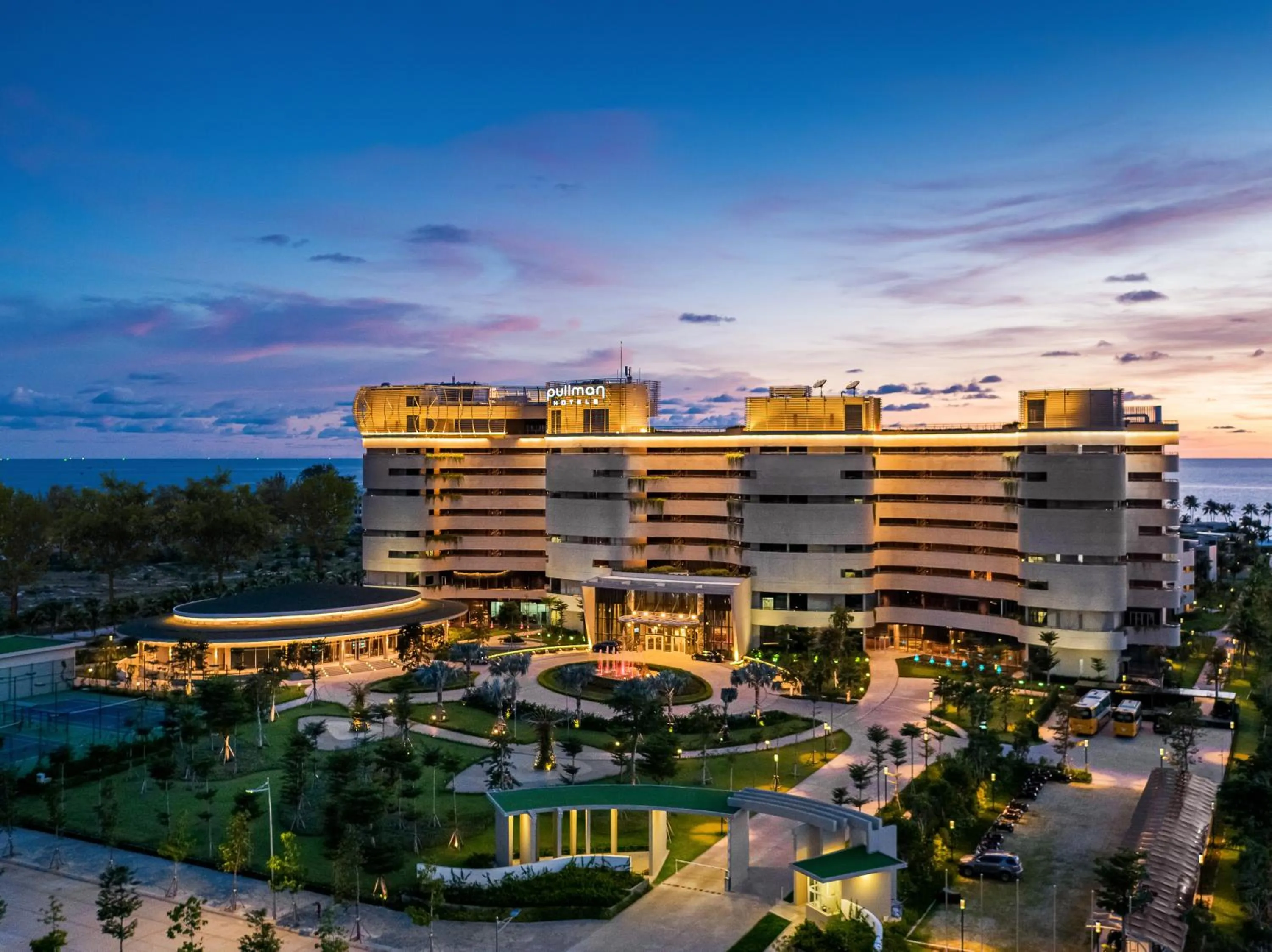 Facade/entrance in Pullman Phu Quoc Beach Resort