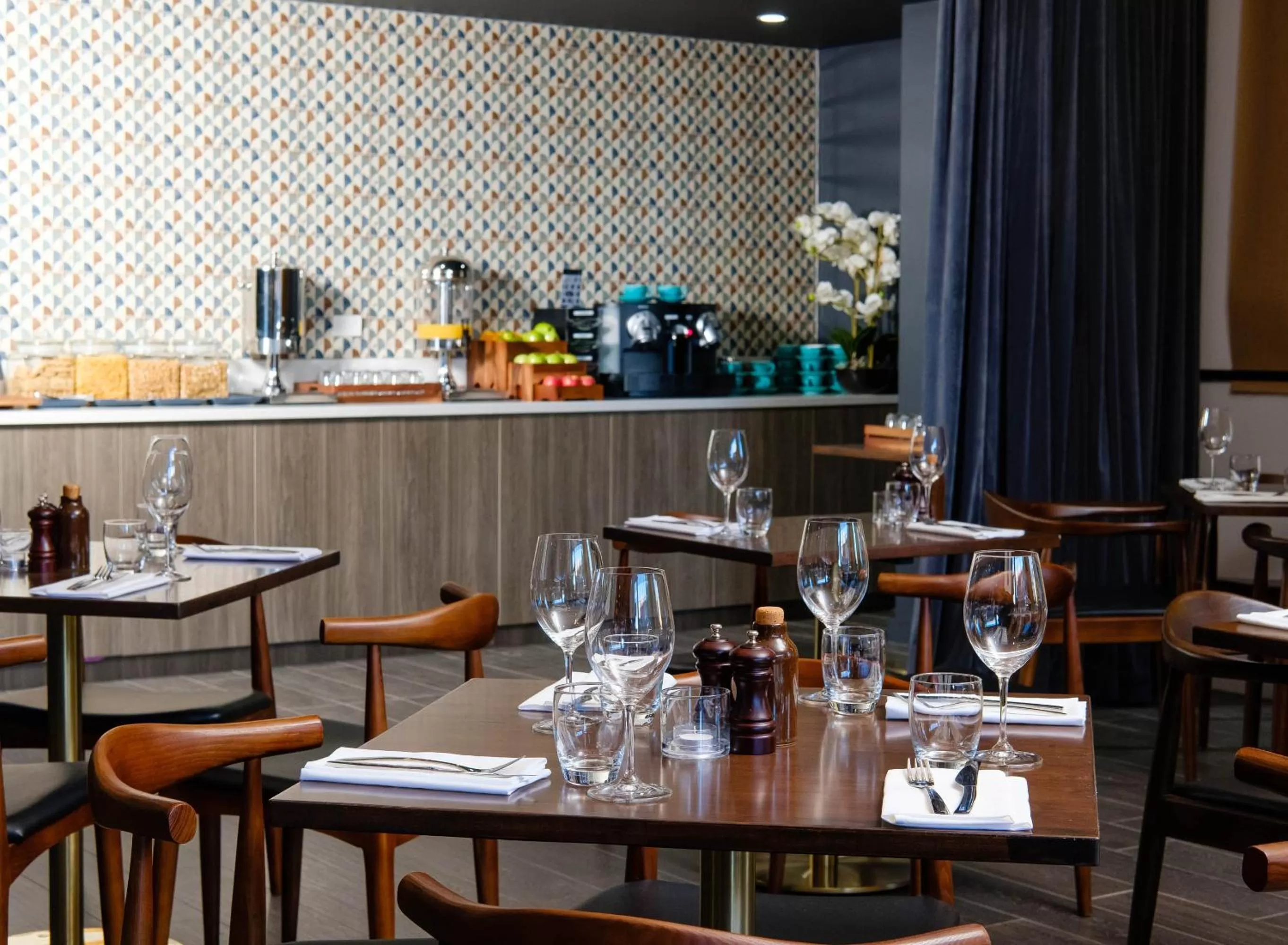 Restaurant/places to eat in Mantra Albury