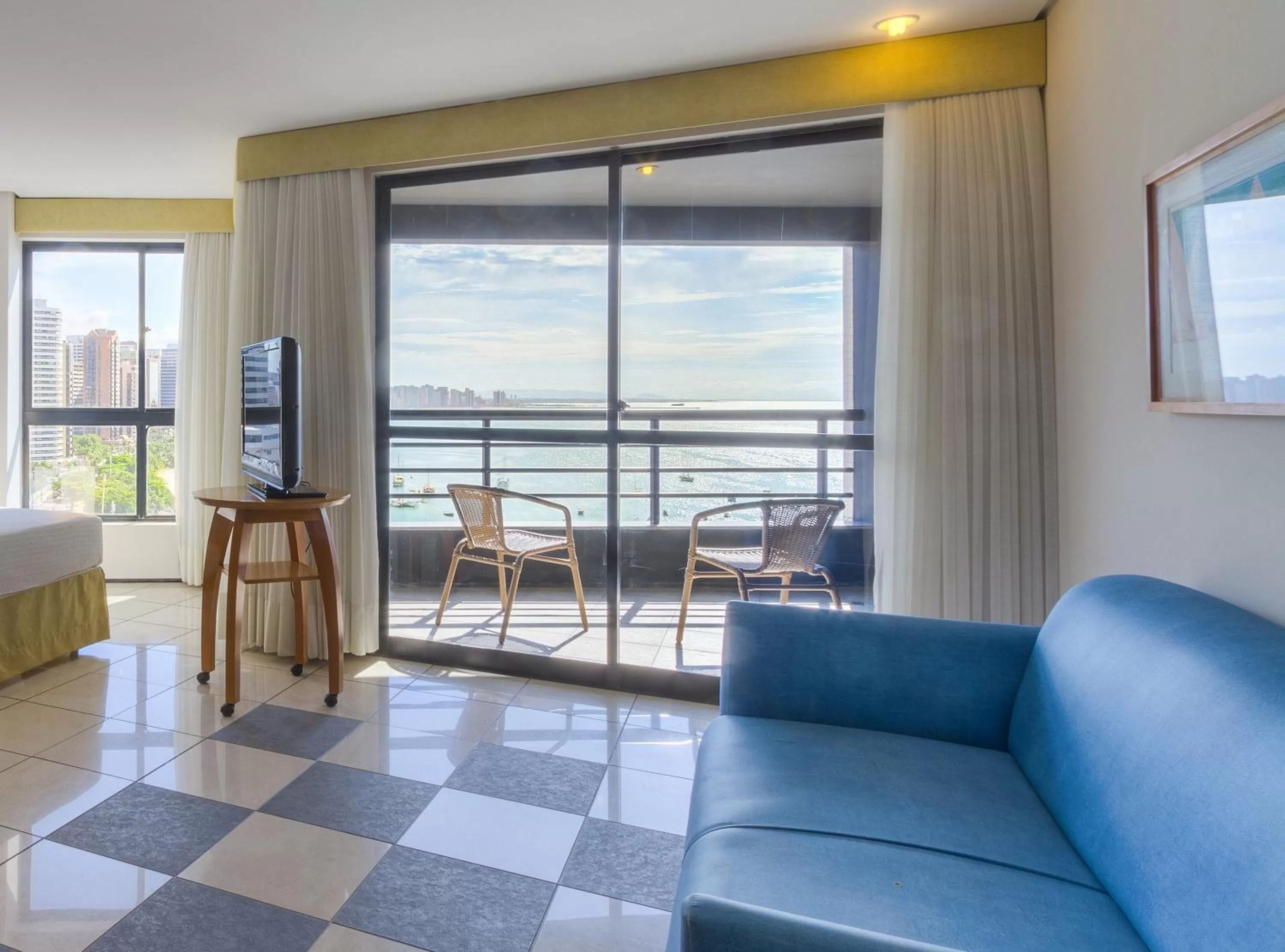 Photo of the whole room in Iate Plaza Hotel