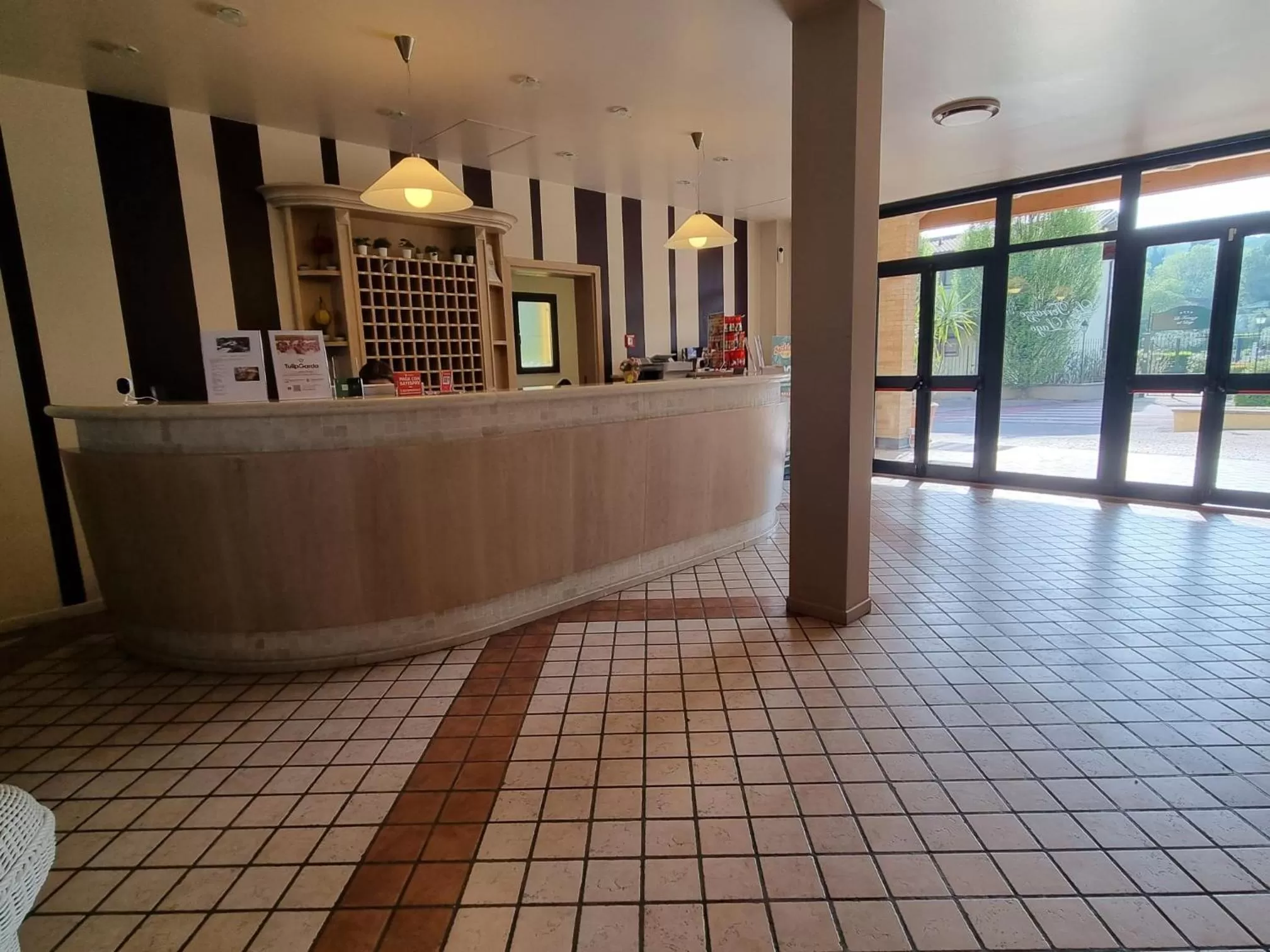Lobby or reception in Le Terrazze sul Lago Hotel & Residence