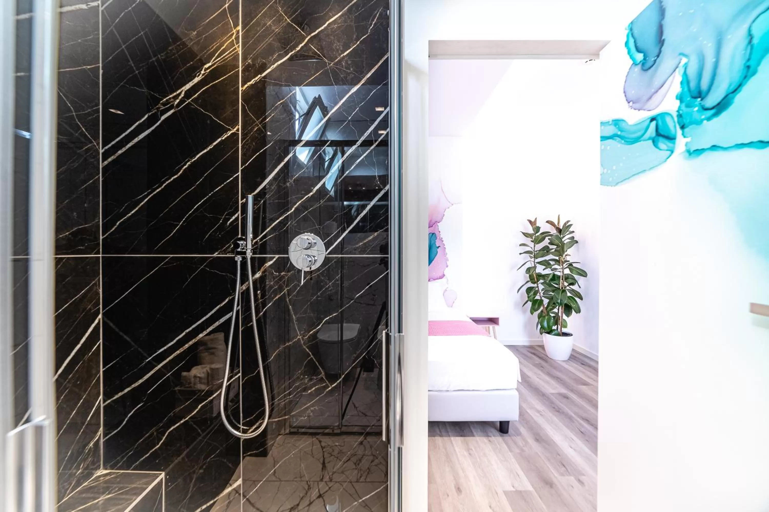 Shower in Hotel Majorca