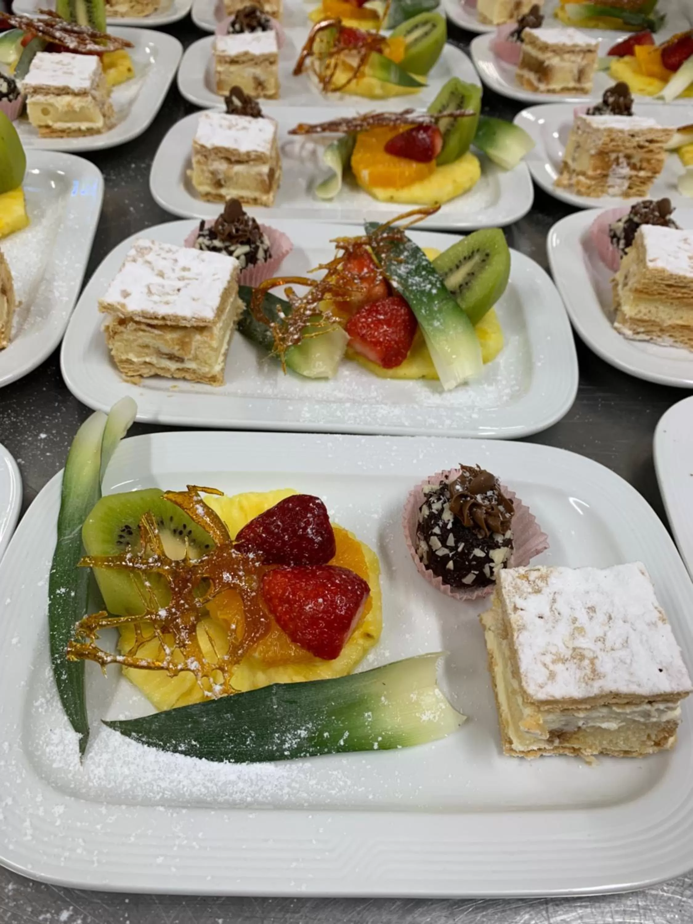 Food in Hotel Holiday