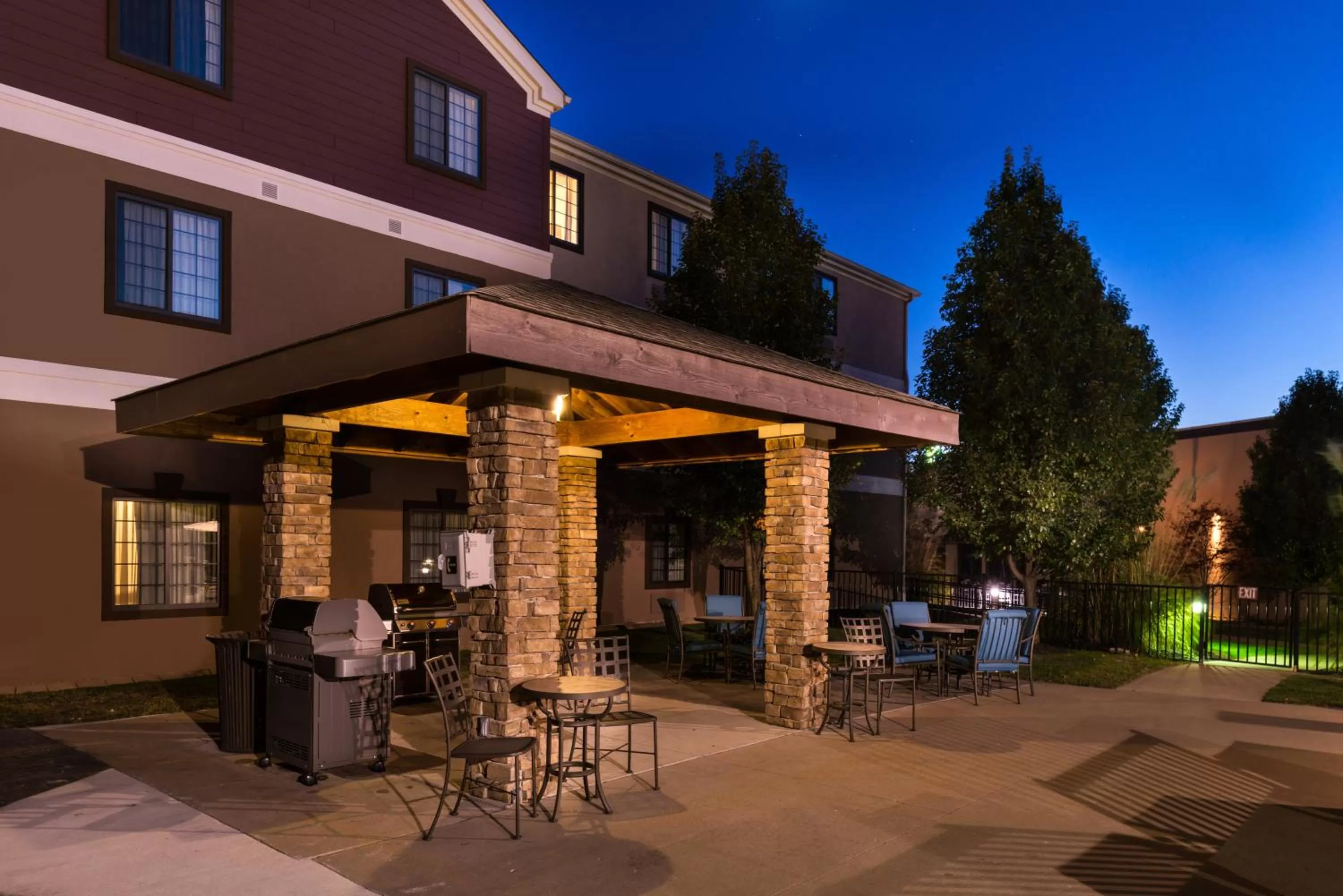 Property building in Staybridge Suites O'Fallon Chesterfield by IHG