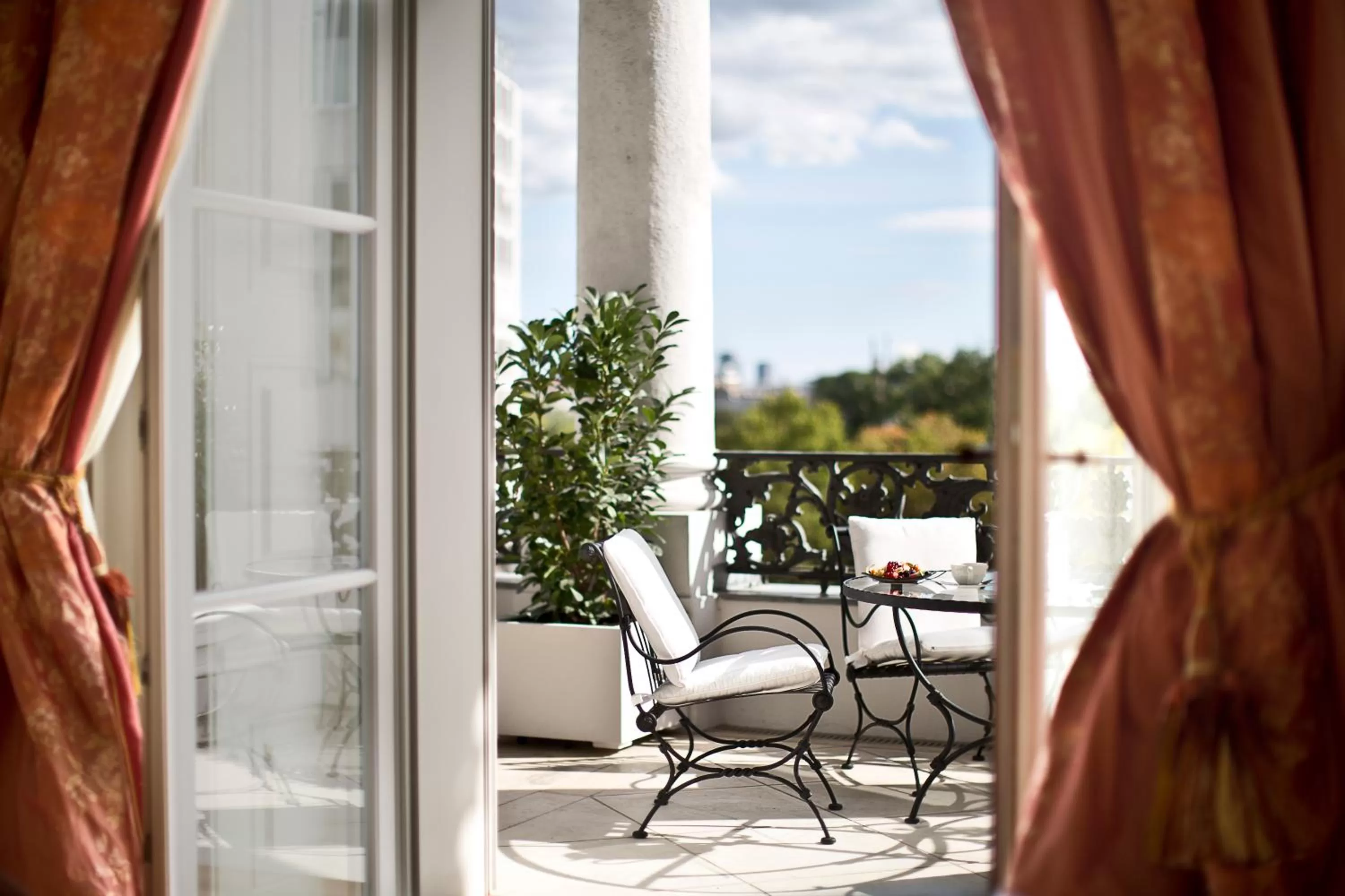 Balcony/Terrace in Palais Coburg Hotel