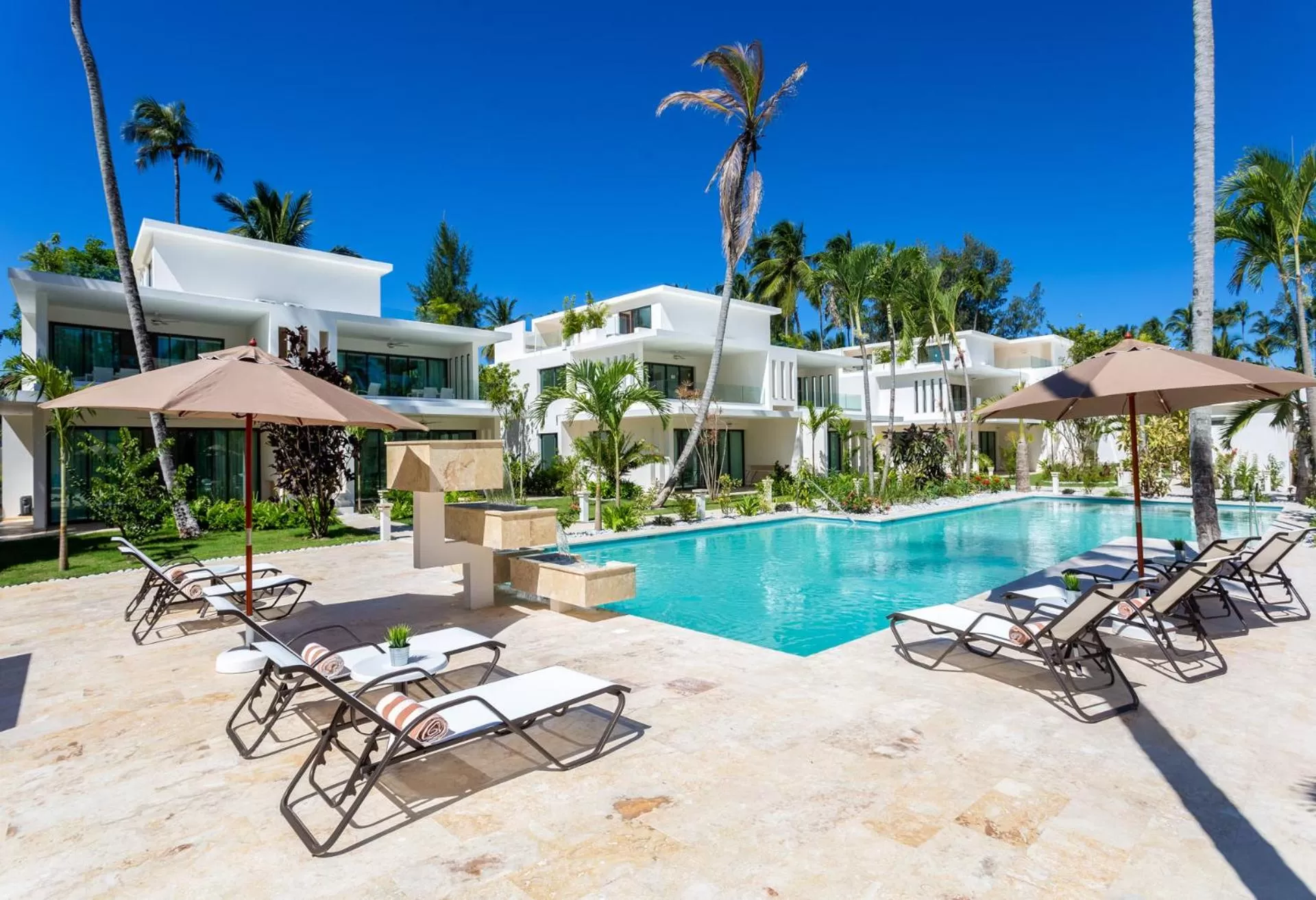 , Swimming Pool in Louisa Aparthotel