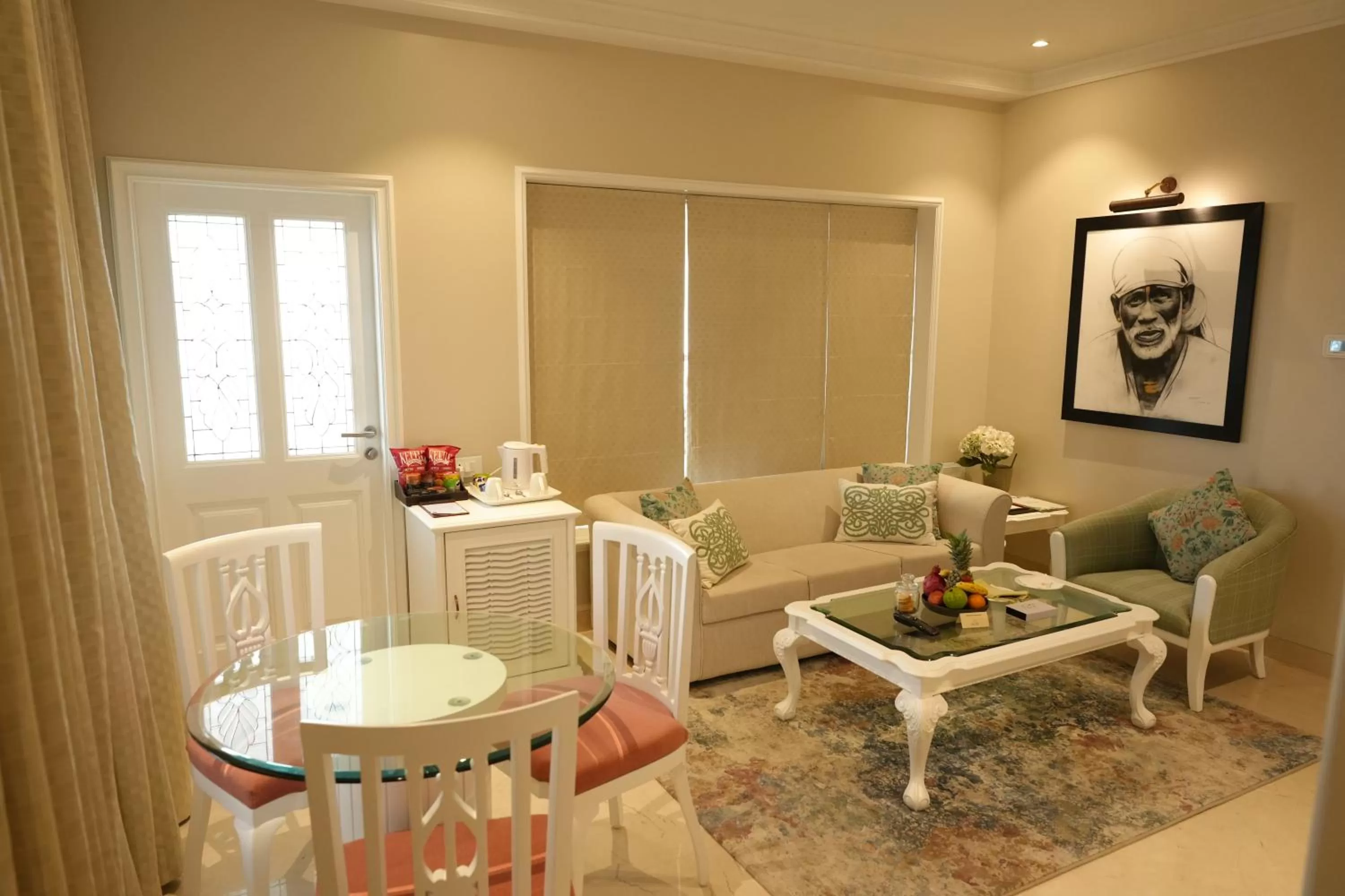 Living room in Sun-n-Sand Shirdi