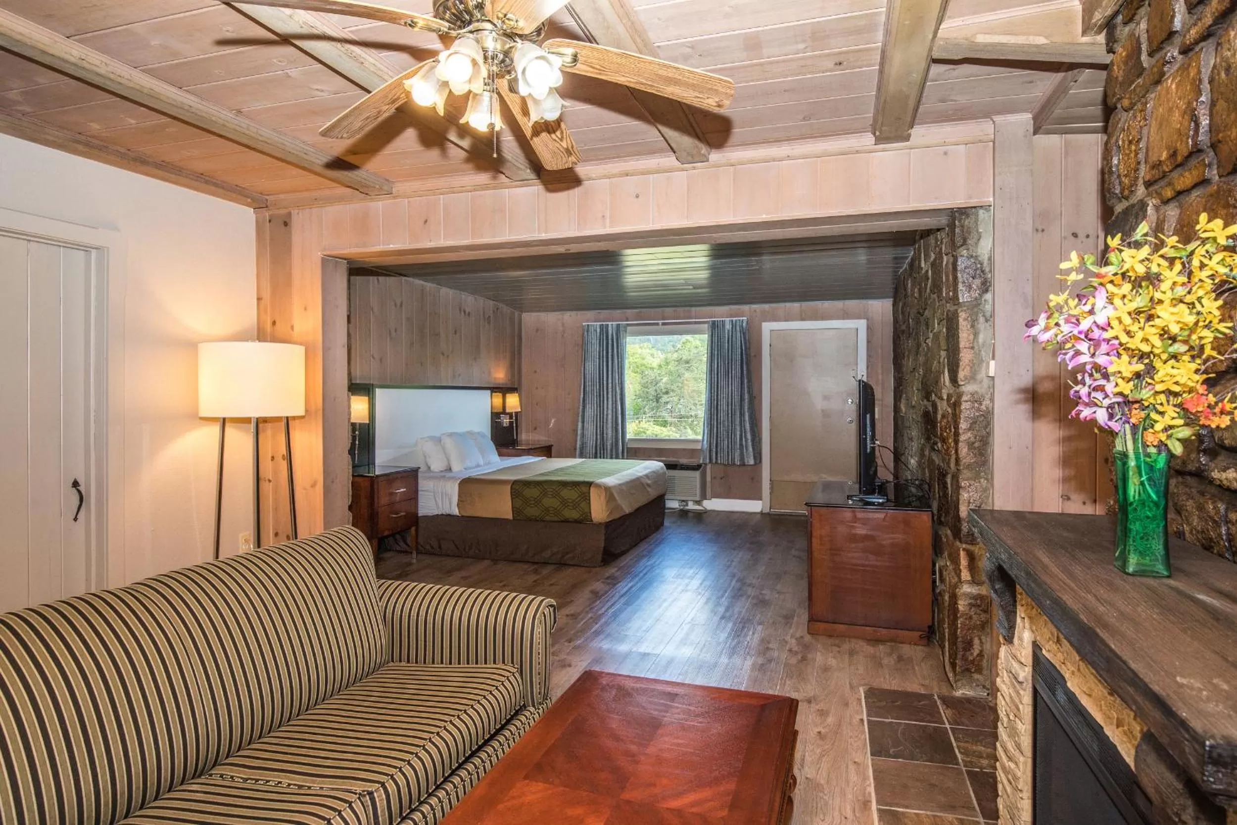 Seating area in Chalet Inn