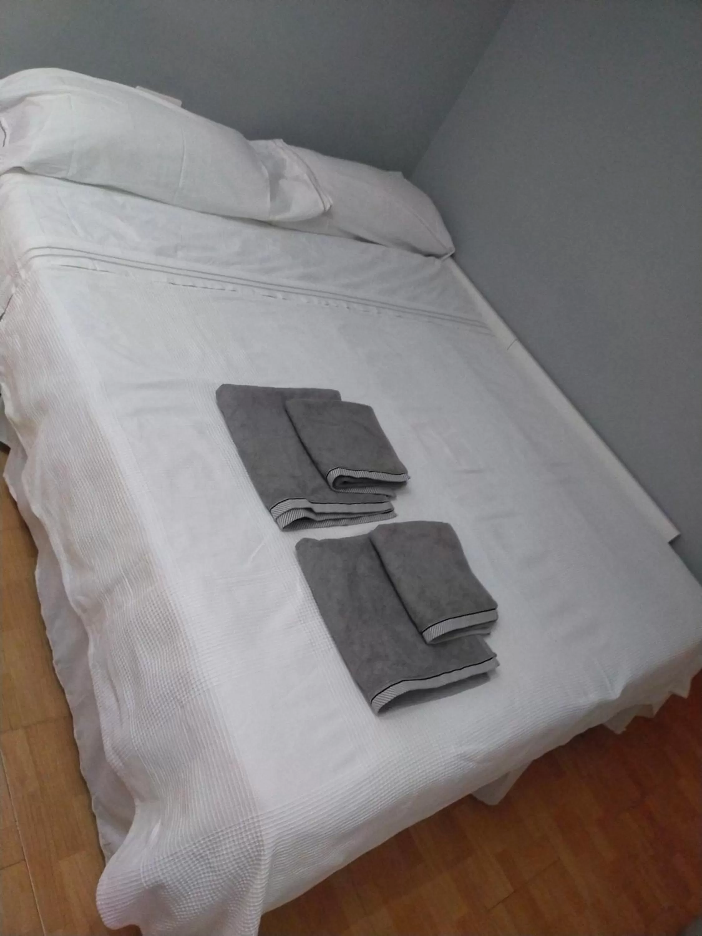Bed in Benalmadena ,apartamento-Estudio primera Línea de Playa
