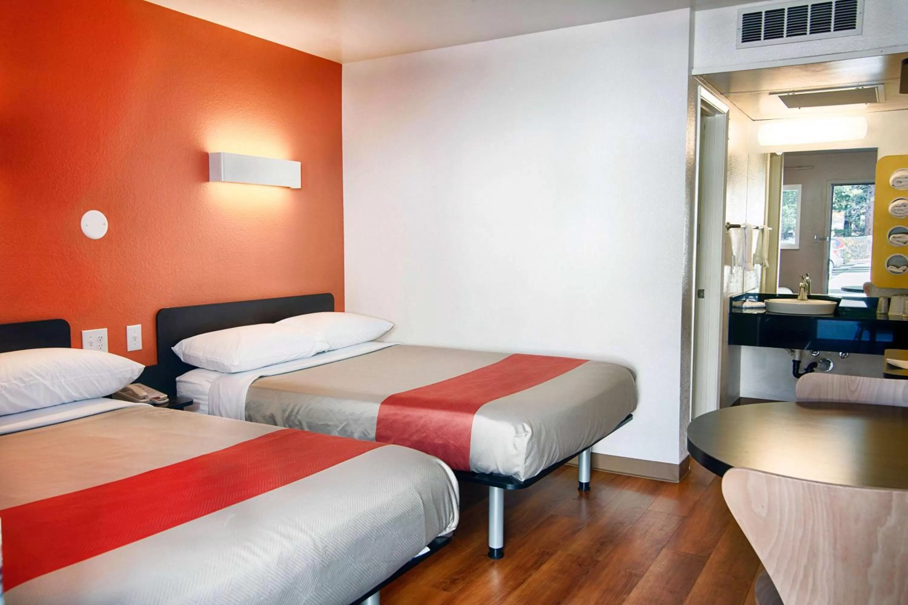 Bedroom, Bed in Motel 6-Mammoth Lakes, CA